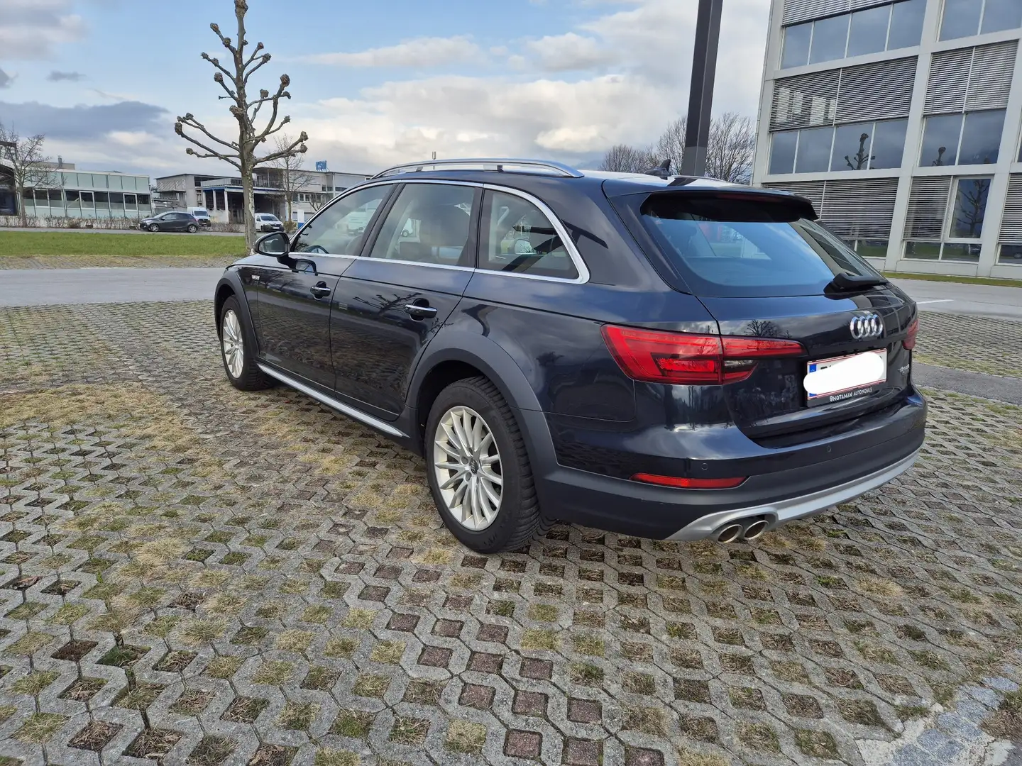 Audi A4 allroad quattro 3.0 TDI S tronic Blau - 2
