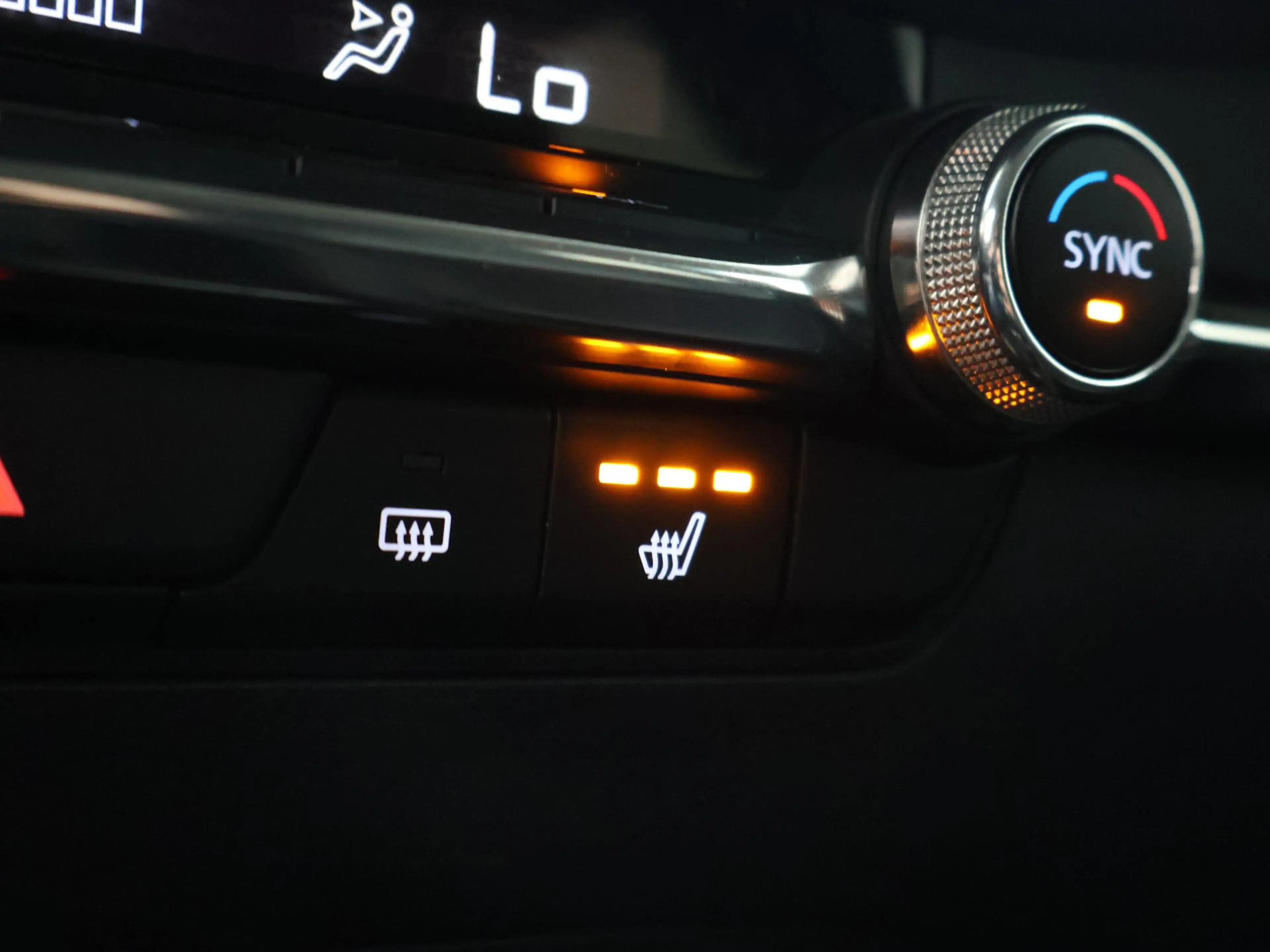 Mazda 3 2.0 e-SkyActiv-X M HYBRID 186 PK LUXURY + CARPLAY — photo 46