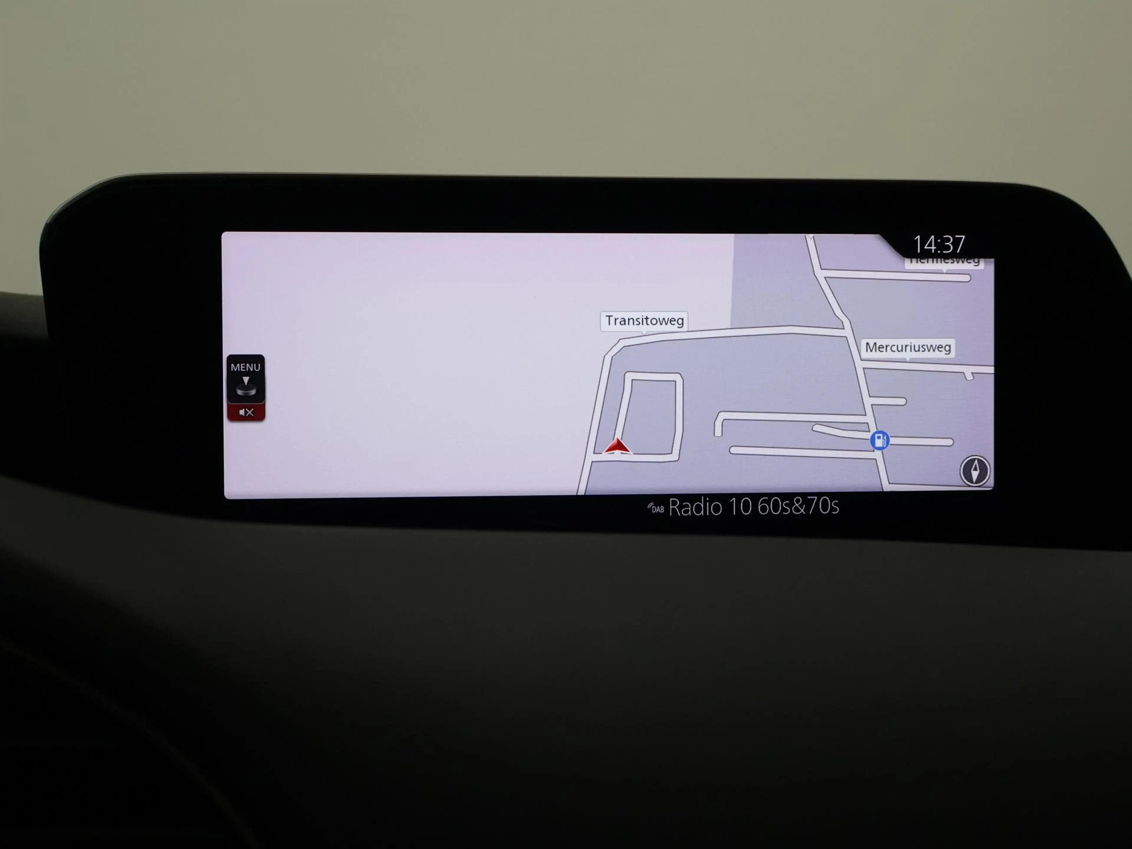 Mazda 3 2.0 e-SkyActiv-X M HYBRID 186 PK LUXURY + CARPLAY — photo 14