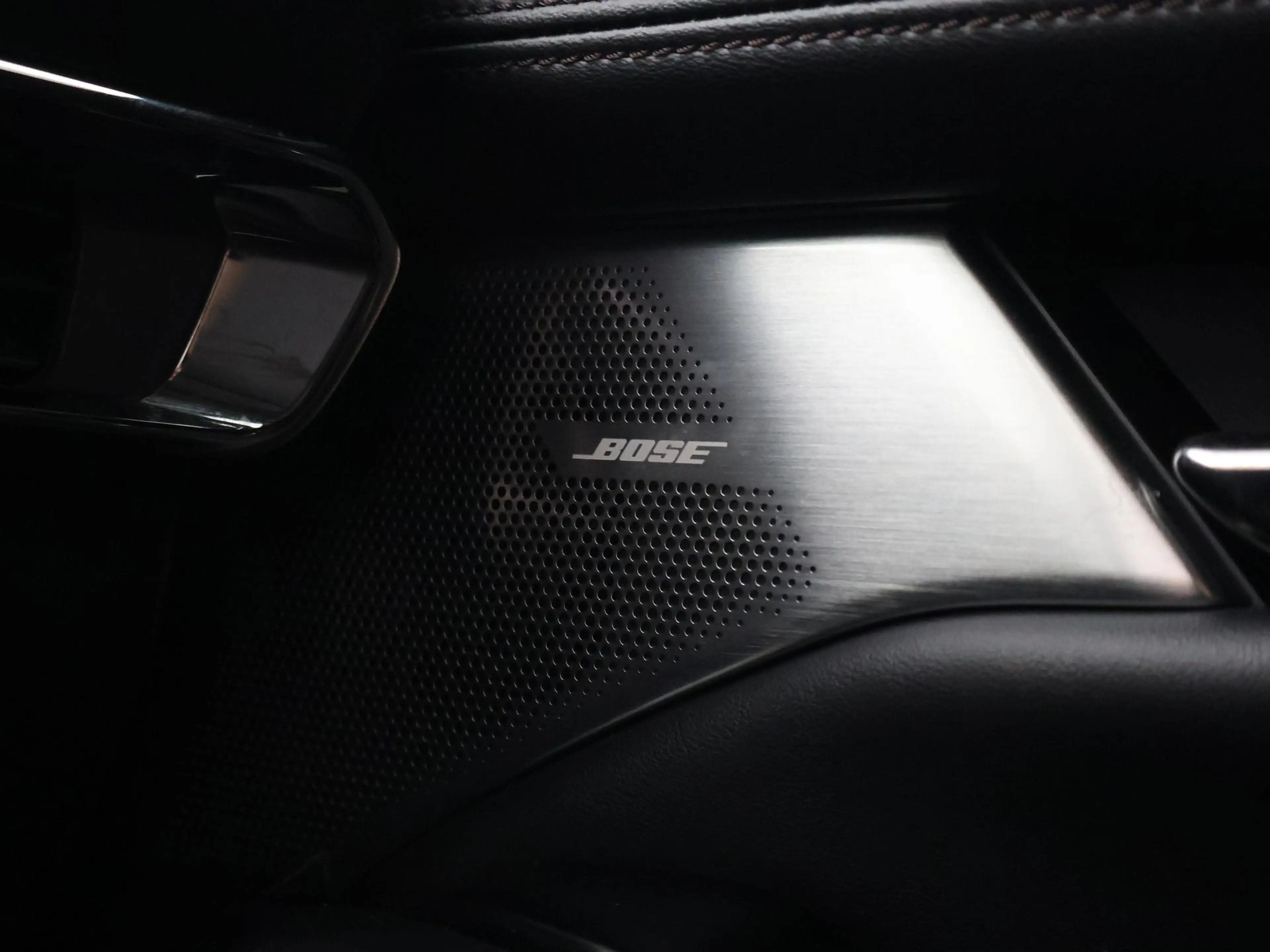 Mazda 3 2.0 e-SkyActiv-X M HYBRID 186 PK LUXURY + CARPLAY — photo 41