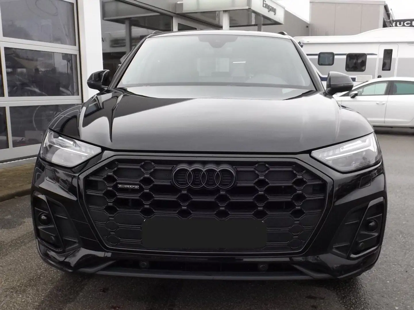 Audi Q5 40 TDI quattro S line Schwarz - 1