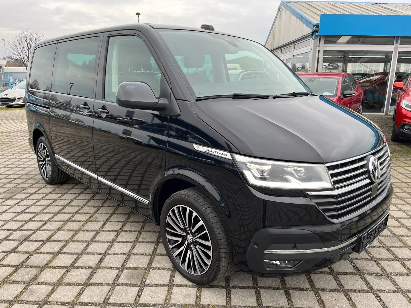 Volkswagen T6 Multivan T6.1 2.0 TDI Multivan "Generation Six" 1-Hd.|DSG Negro - 1