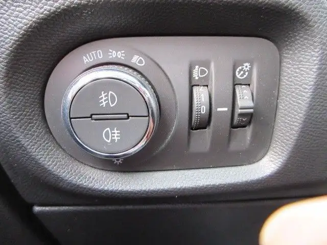 Opel Corsa view 11