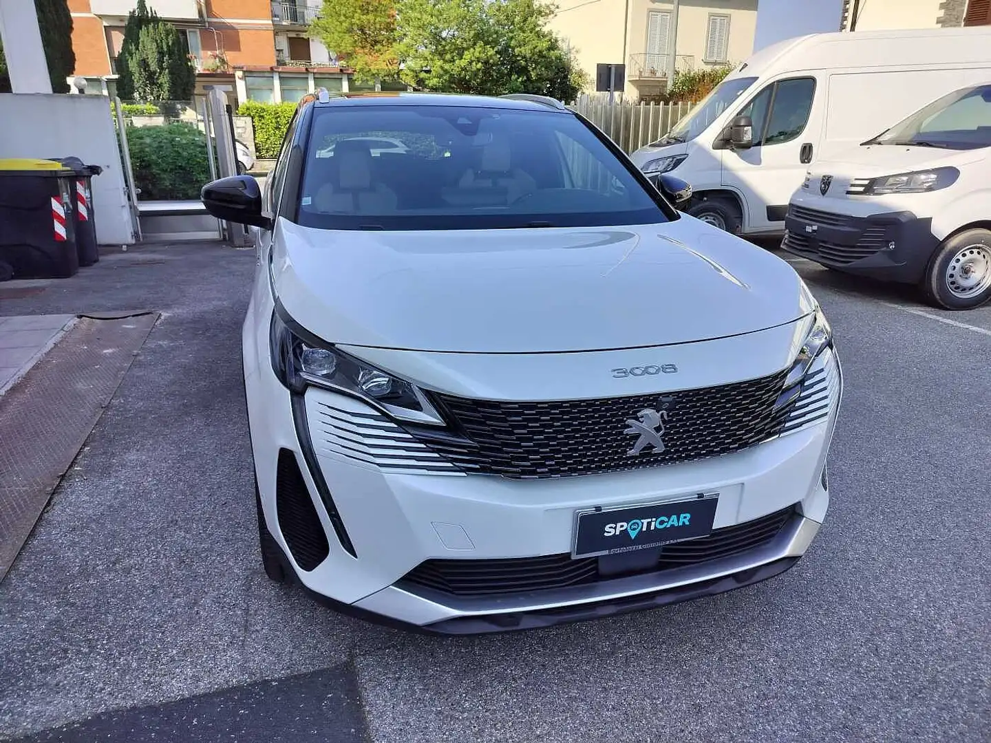 Peugeot 3008 2ª serie Hybrid 225 e-EAT8 GT Pack Bianco - 1