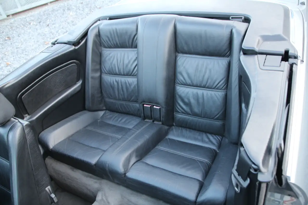 BMW 325i Cabriolet E30, foto 11