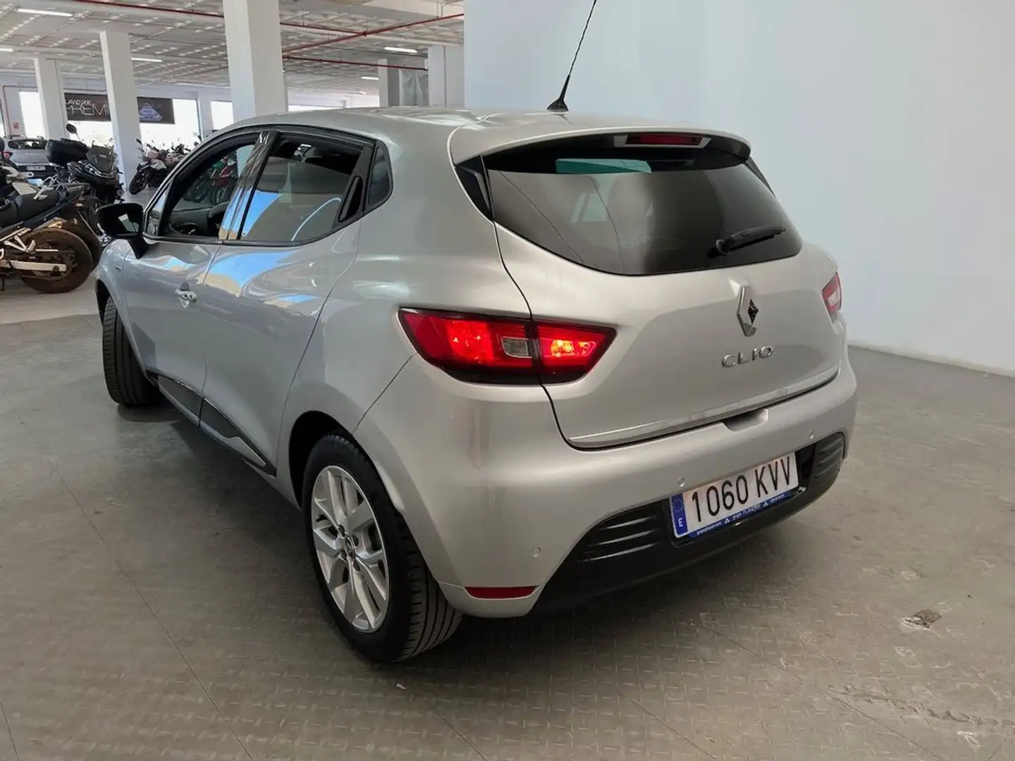 Renault Clio Limited TCe 66kW (90CV) GLP -18 Gris - 2