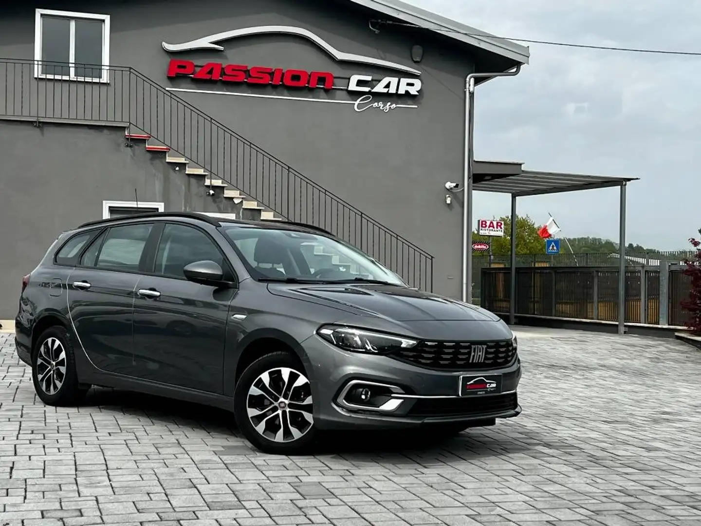 Fiat Tipo 1.6 mjt CityLife s&s 130cv Gris - 1