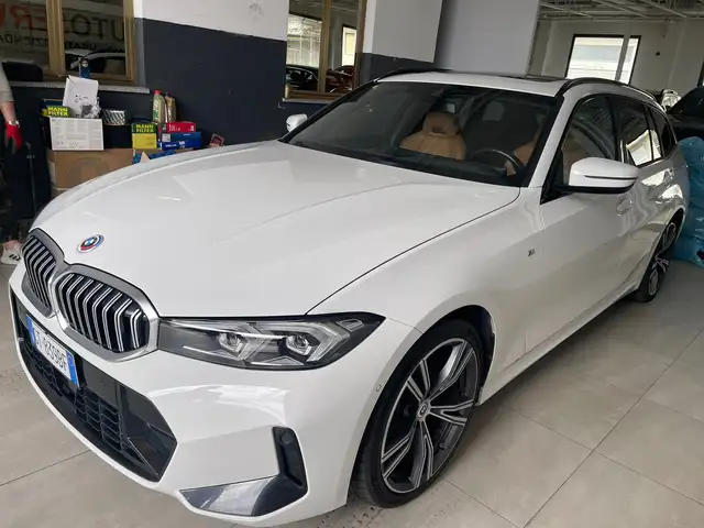 BMW 320 d Touring 2.0 190CV mhev 48V xdrive Msport automatica tetto panoramico full optional