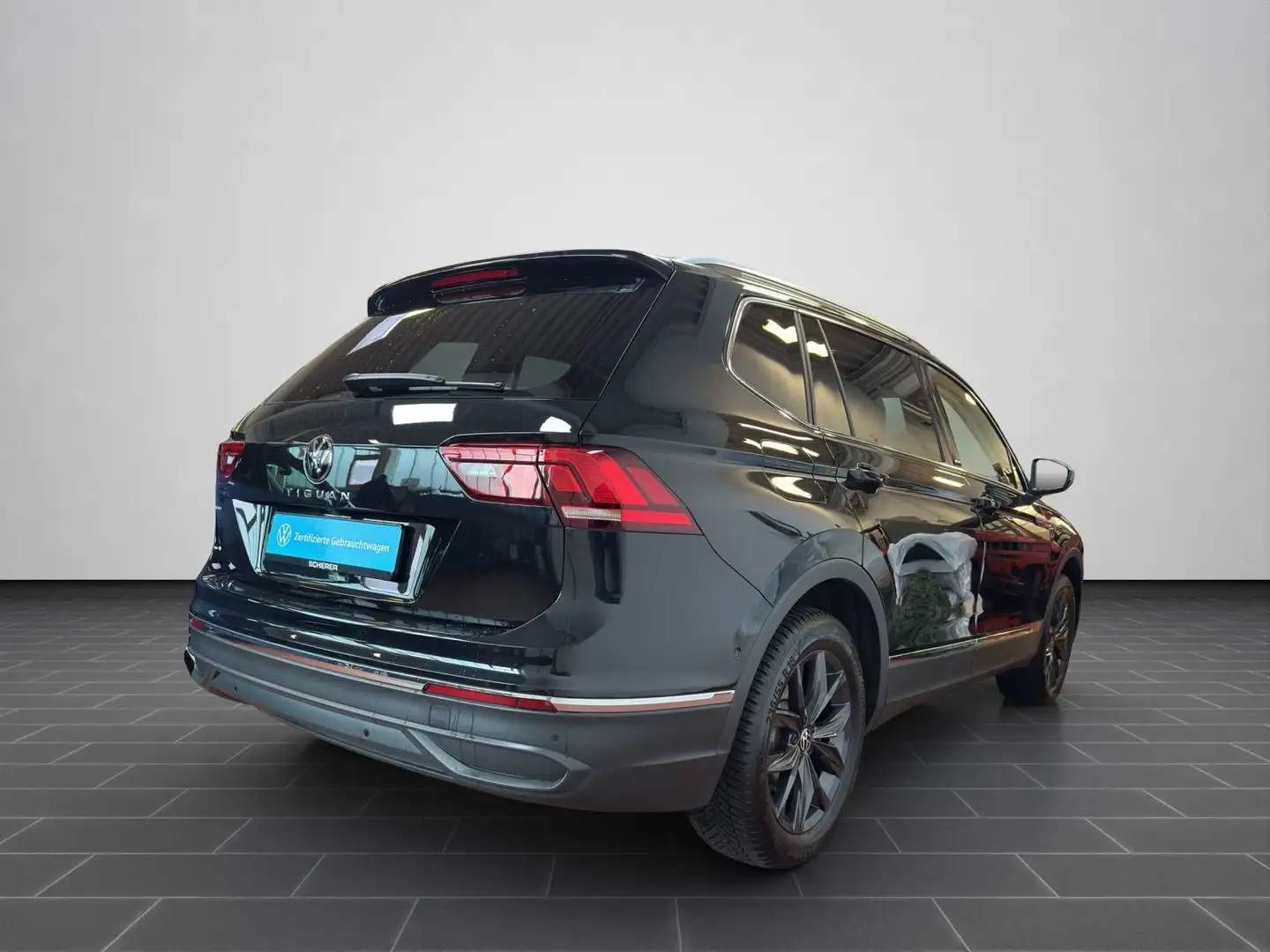 Volkswagen Tiguan Allspace TDI DSG MOVE*7Si*Navi*Kam*IQ Dri Schwarz - 2