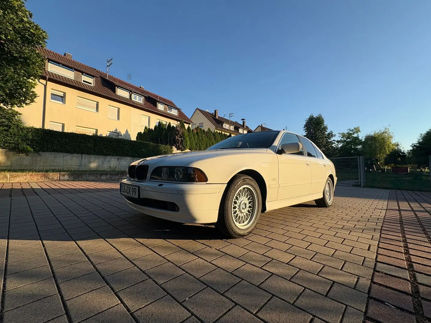 BMW 525 BMW 525 i A - Klassiker Original Zustand ! - 1