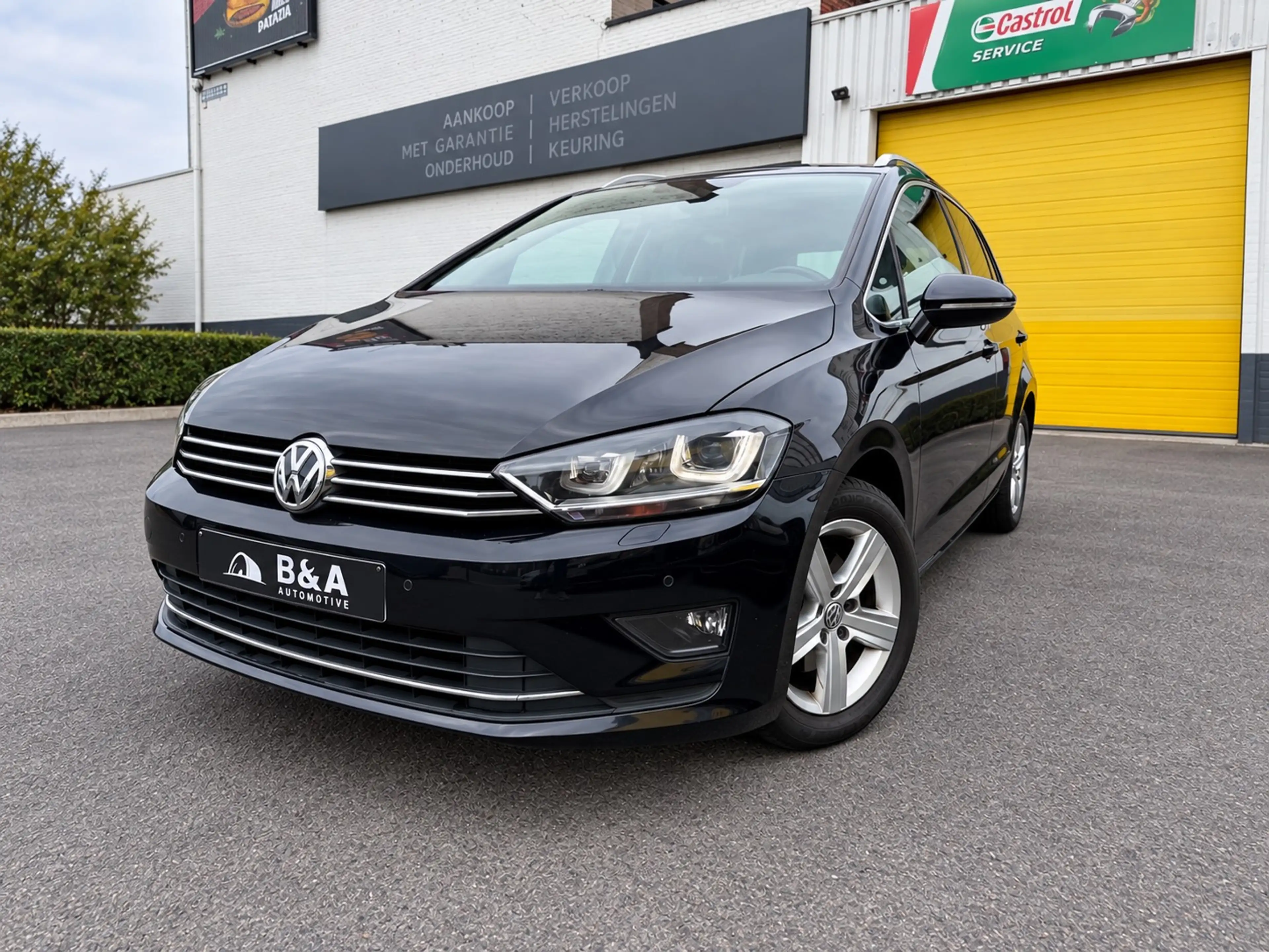 Volkswagen Golf Sportsvan Golf Sportsvan 1.4 TSI Highline DSG — photo 2