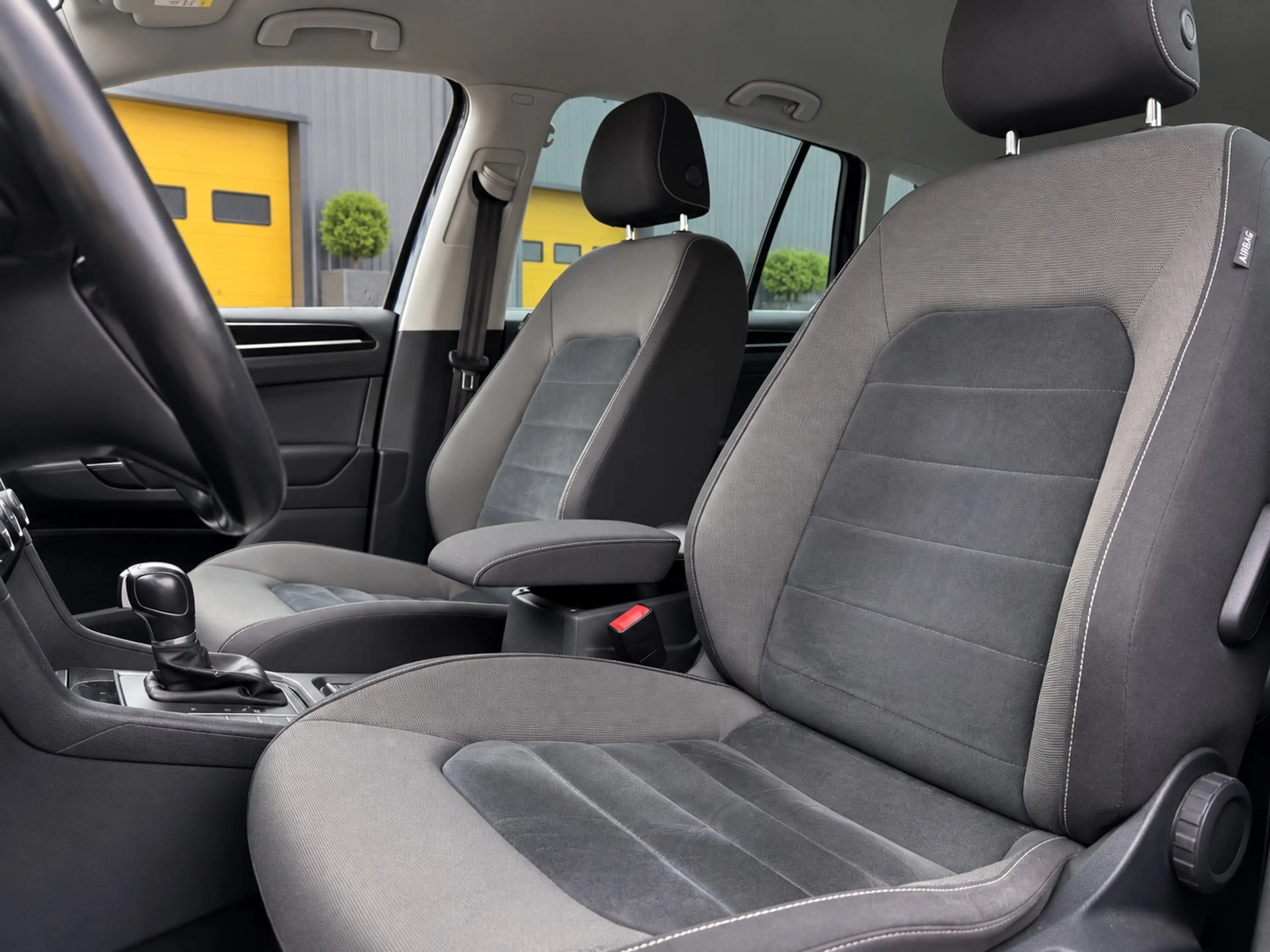 Volkswagen Golf Sportsvan Golf Sportsvan 1.4 TSI Highline DSG — photo 9