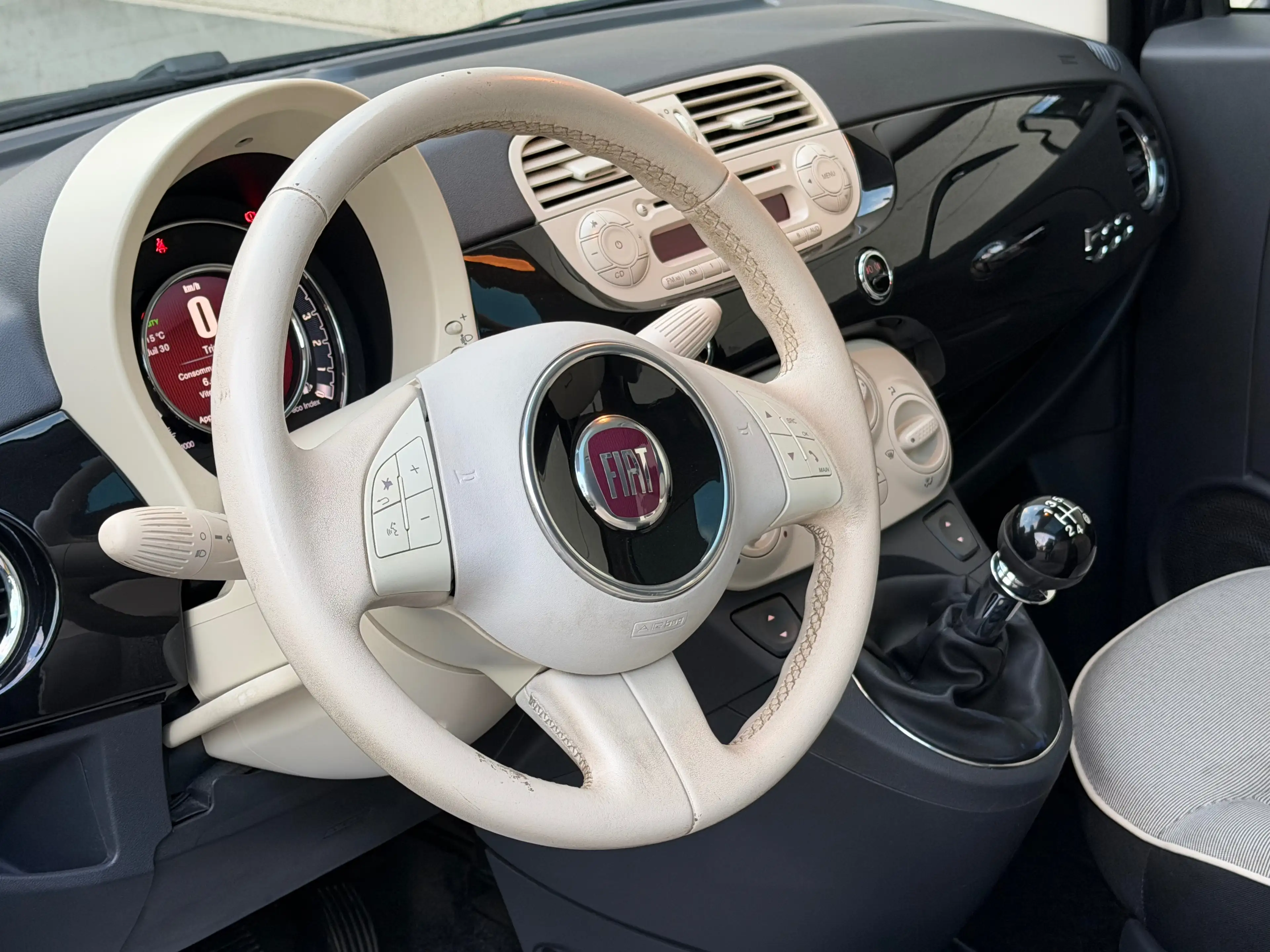 Fiat 500 500 1.2i La petite Robe noire — photo 7