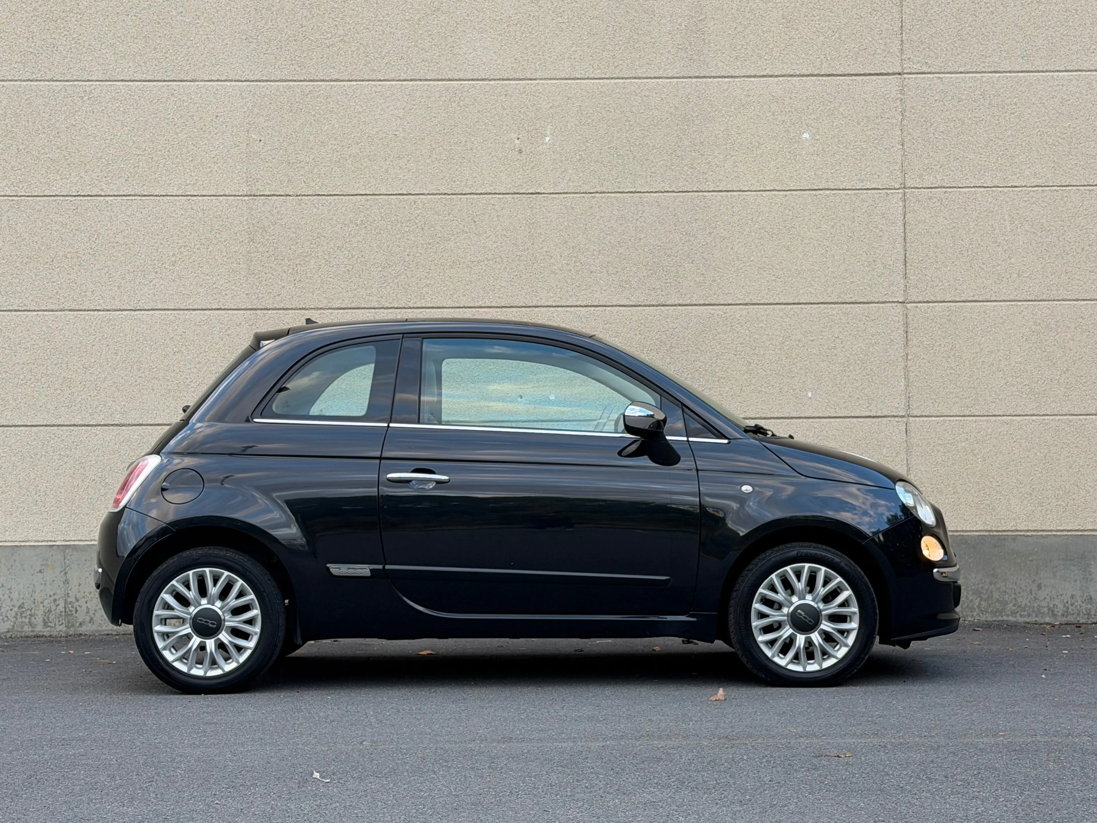 Fiat 500 500 1.2i La petite Robe noire — photo 2