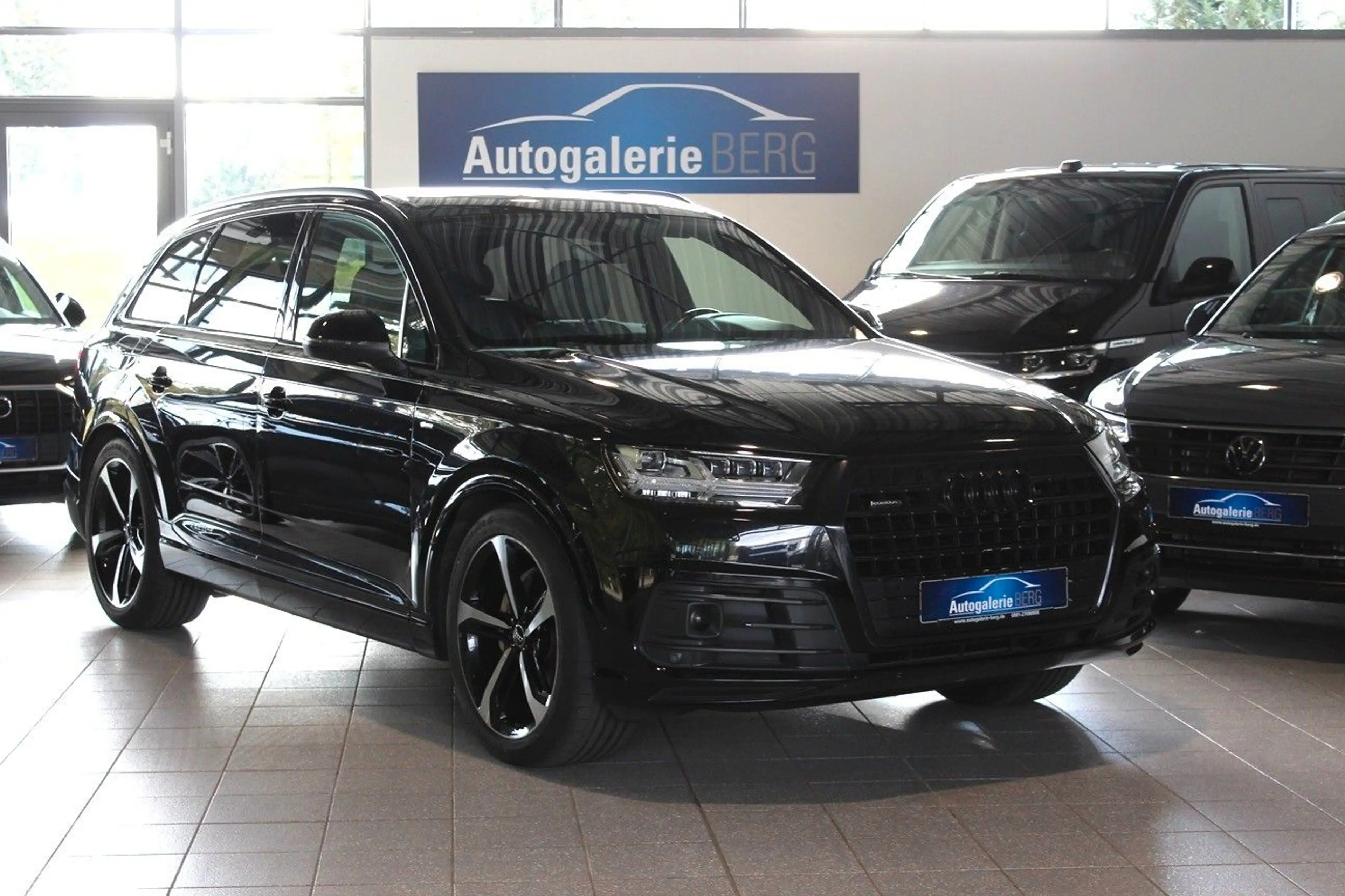 Audi Q7 50 TDI quattro S line Matrix AHK Pano Raute — photo 8