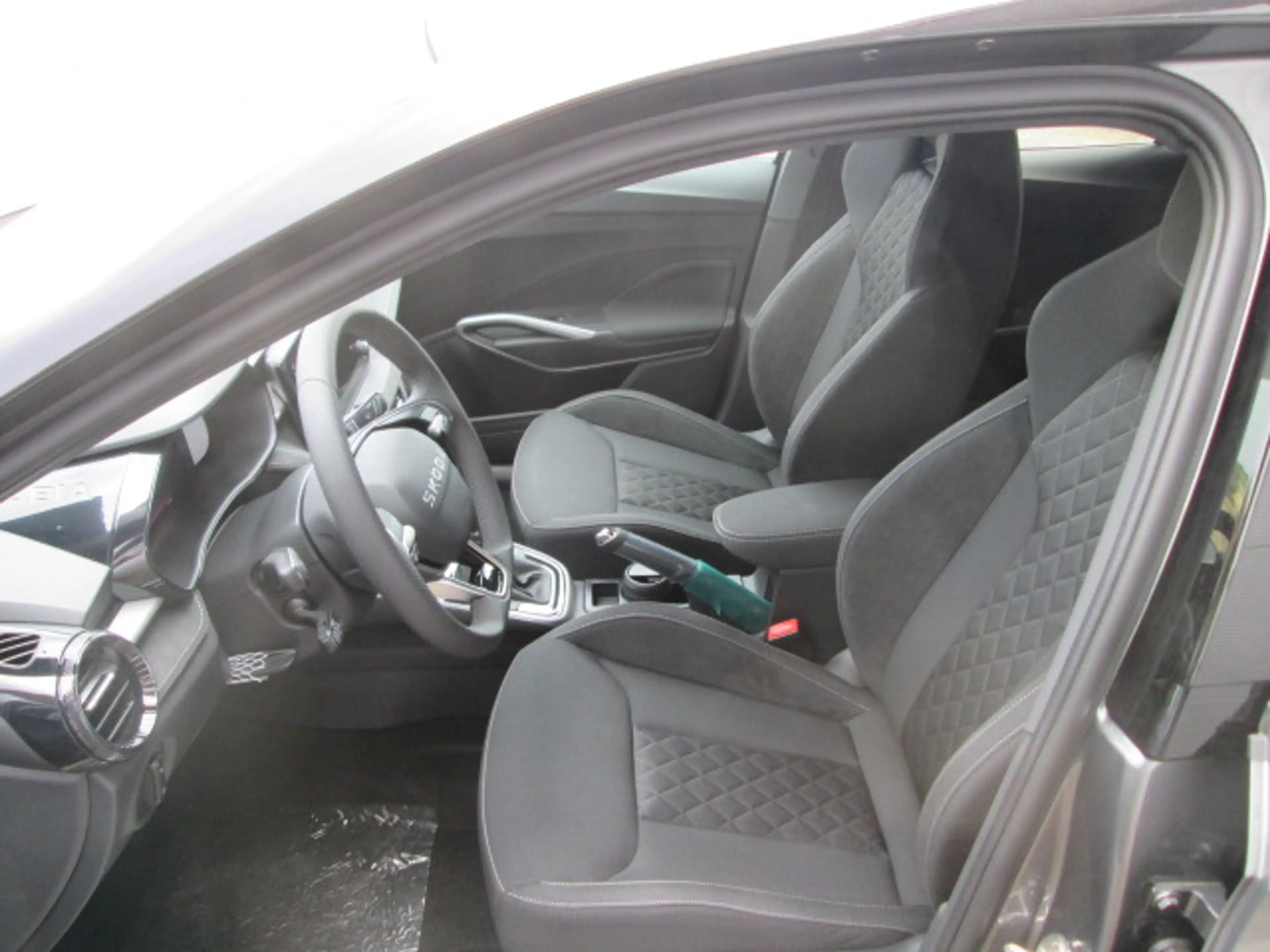 Skoda Fabia Fabia IV 1.5 TSI DSG Monte Carlo*ACC*LED*Garantie*Kamera — photo 12