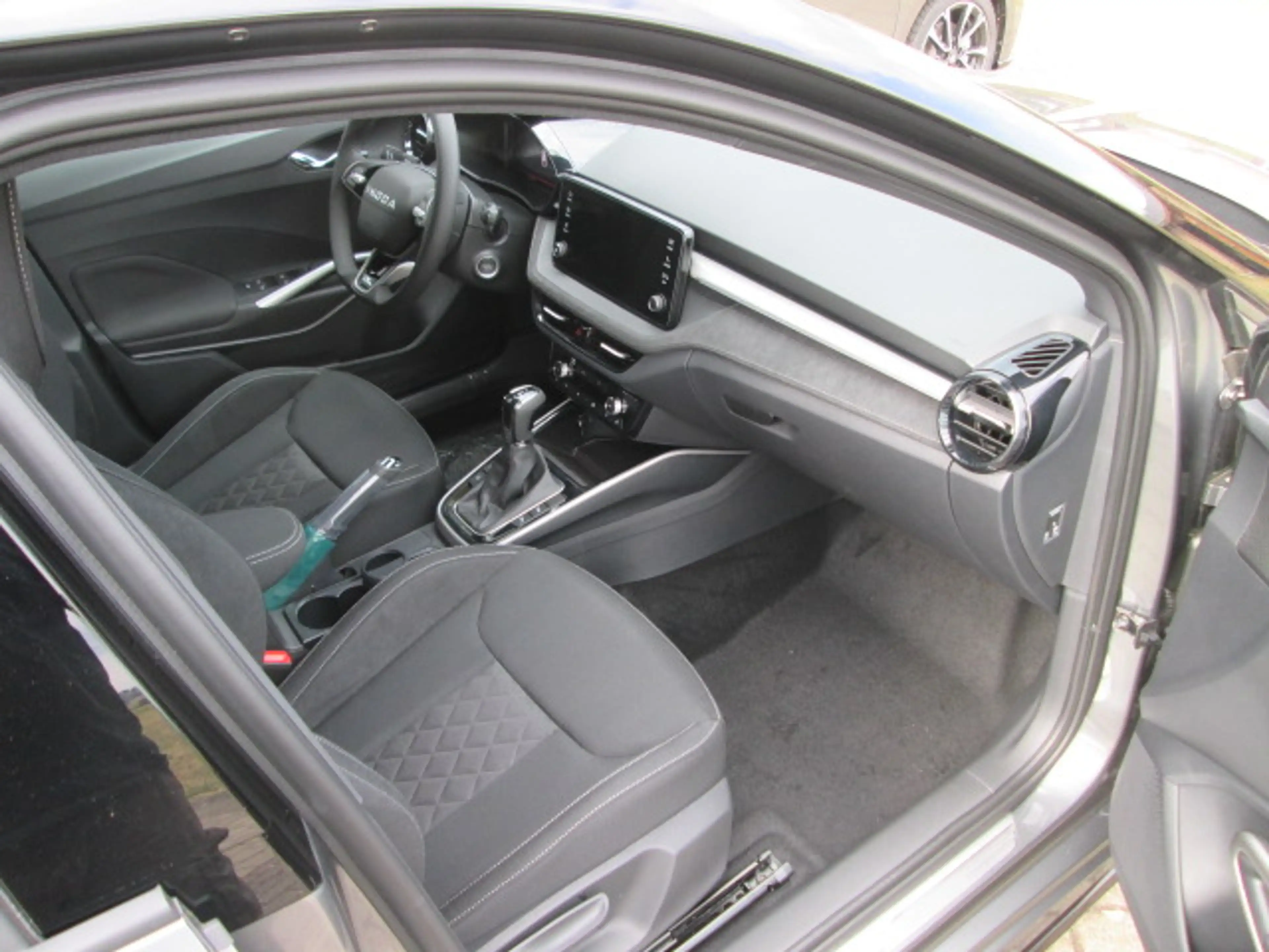 Skoda Fabia Fabia IV 1.5 TSI DSG Monte Carlo*ACC*LED*Garantie*Kamera — photo 3