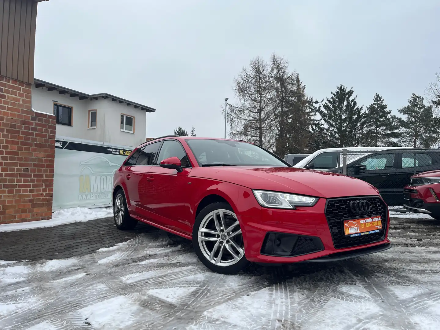 Audi A4 40 TFSI sport  S-Line  Kamera  Sitzh. Lenkradh. Rouge - 1