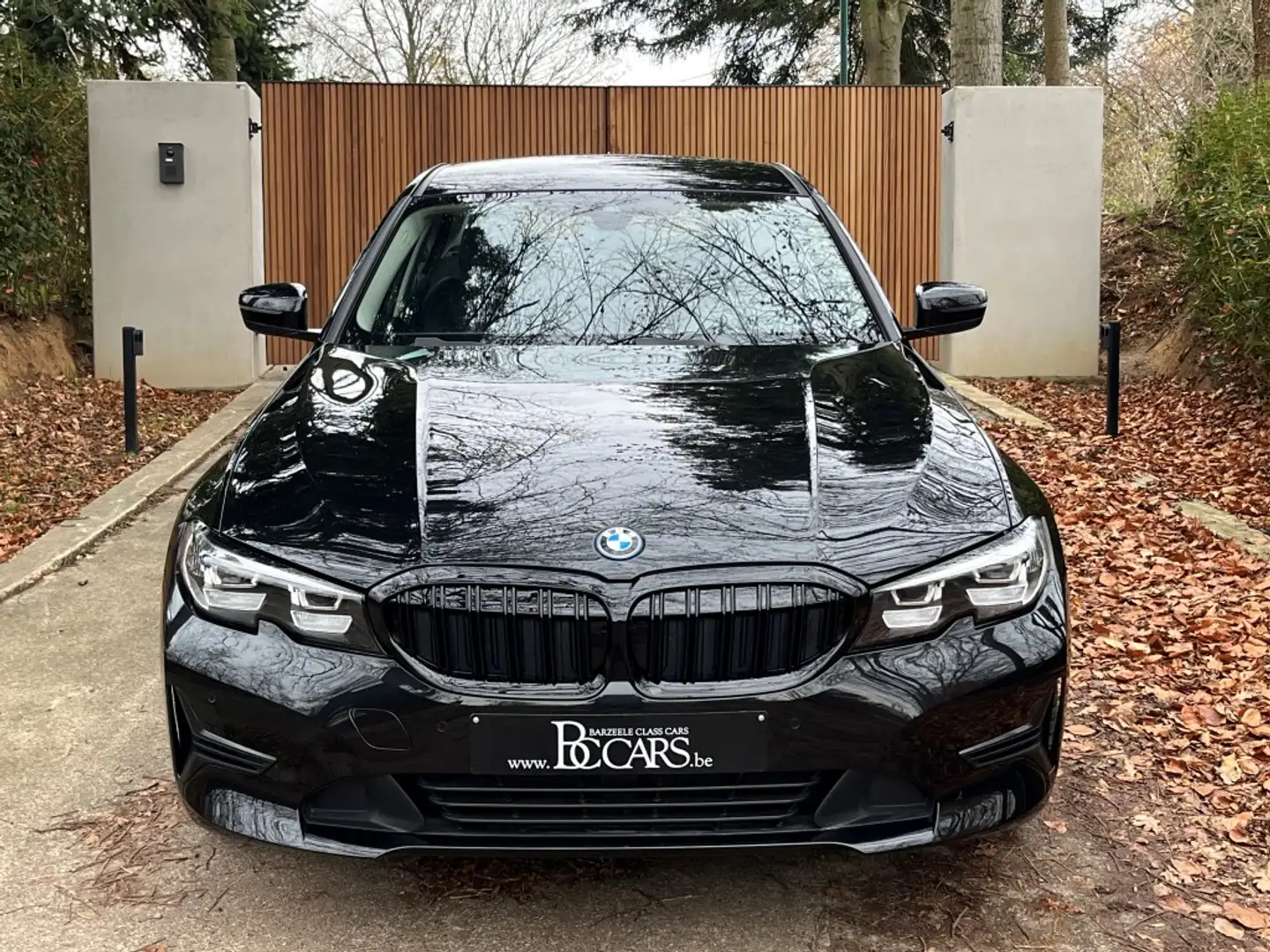 BMW 320 e Led-Prof-Cockpit Pro-Leer-Sportzetels-Cam-19" Zwart - 2