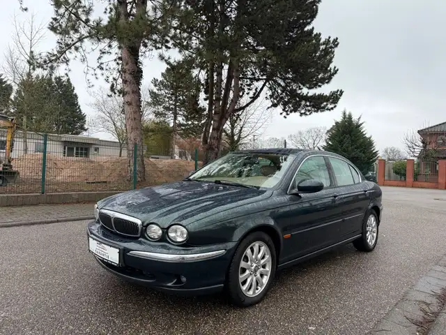 Jaguar X-Type 2.5 V6 Executive TÜV NEU Garantie