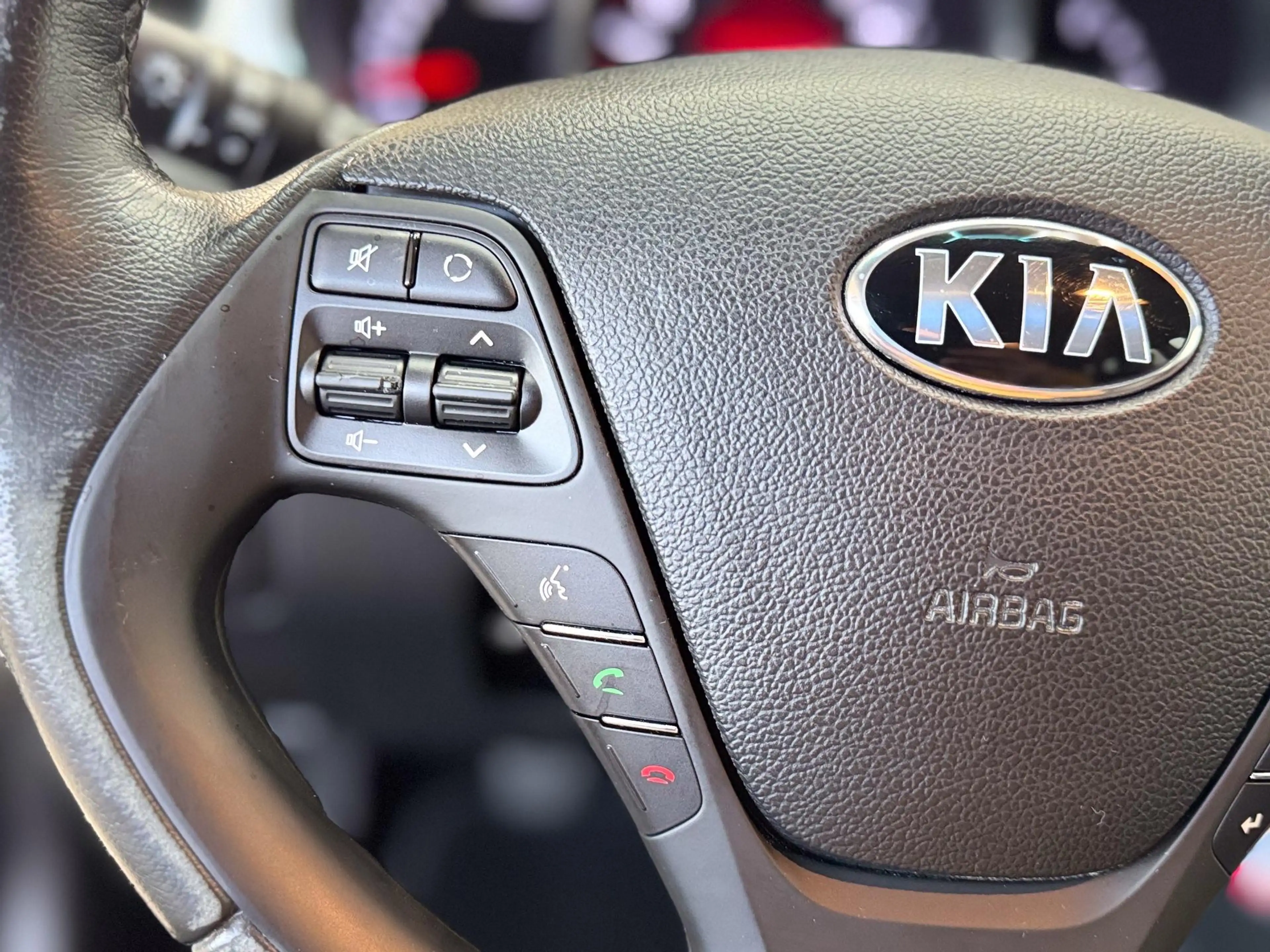 Kia Ceed / cee'd FIFA World Cup Edition SHZ KLIMAAUTOMATIK PDC 1... — photo 13