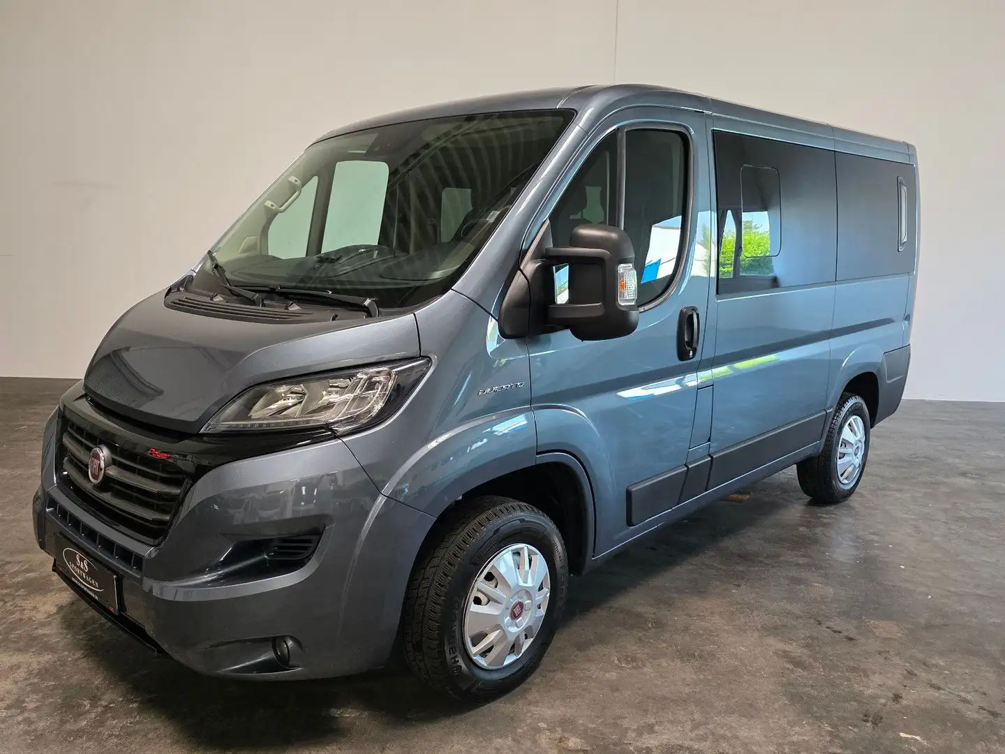 Fiat Ducato Luxusbus Panorama 30*9-Gang/8-Sitzer/AHK* - 2