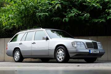 NEUWERTIGER S124 T-WAGEN Mit 6-Zylinder Motor !!