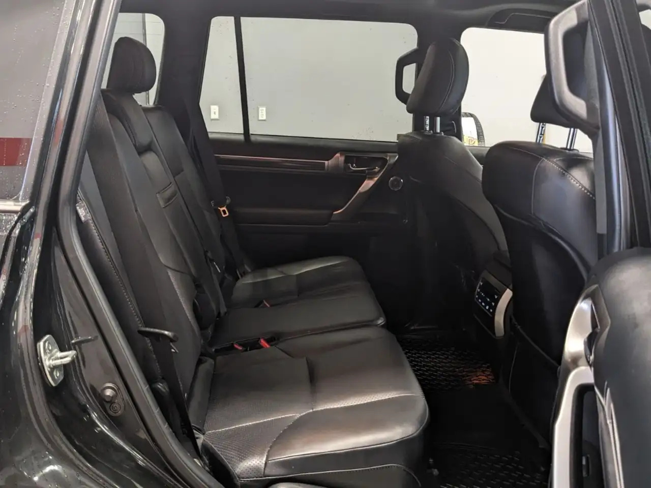 Lexus GX снимка Lexus GX
