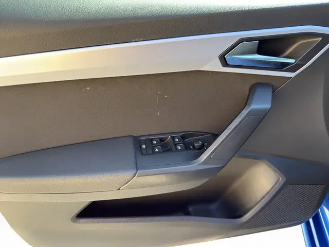 SEAT Ibiza view 13