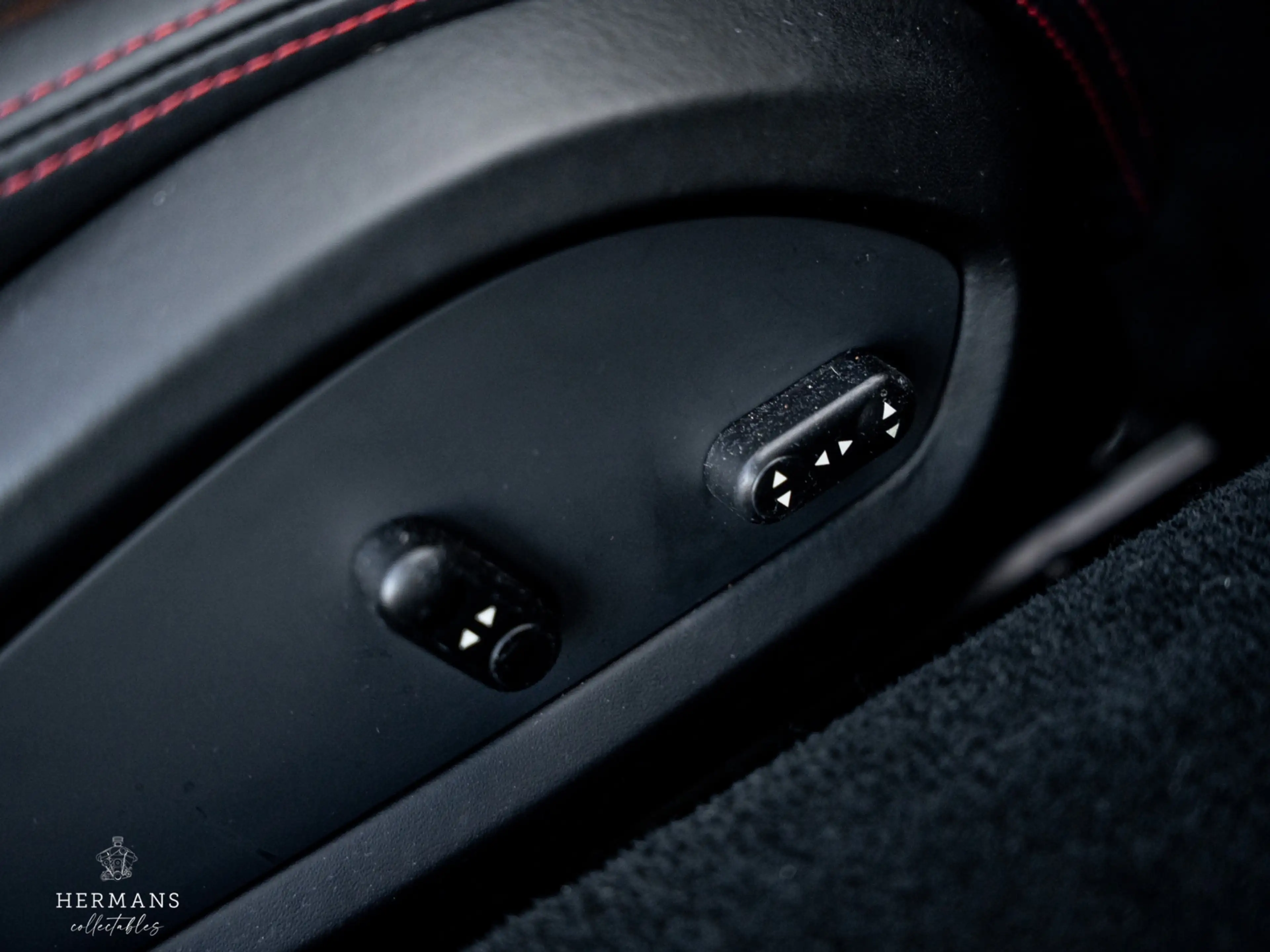 Ferrari 458 4.5 V8 Italia / Grigio Silverstone / Ceramic / Car — photo 22