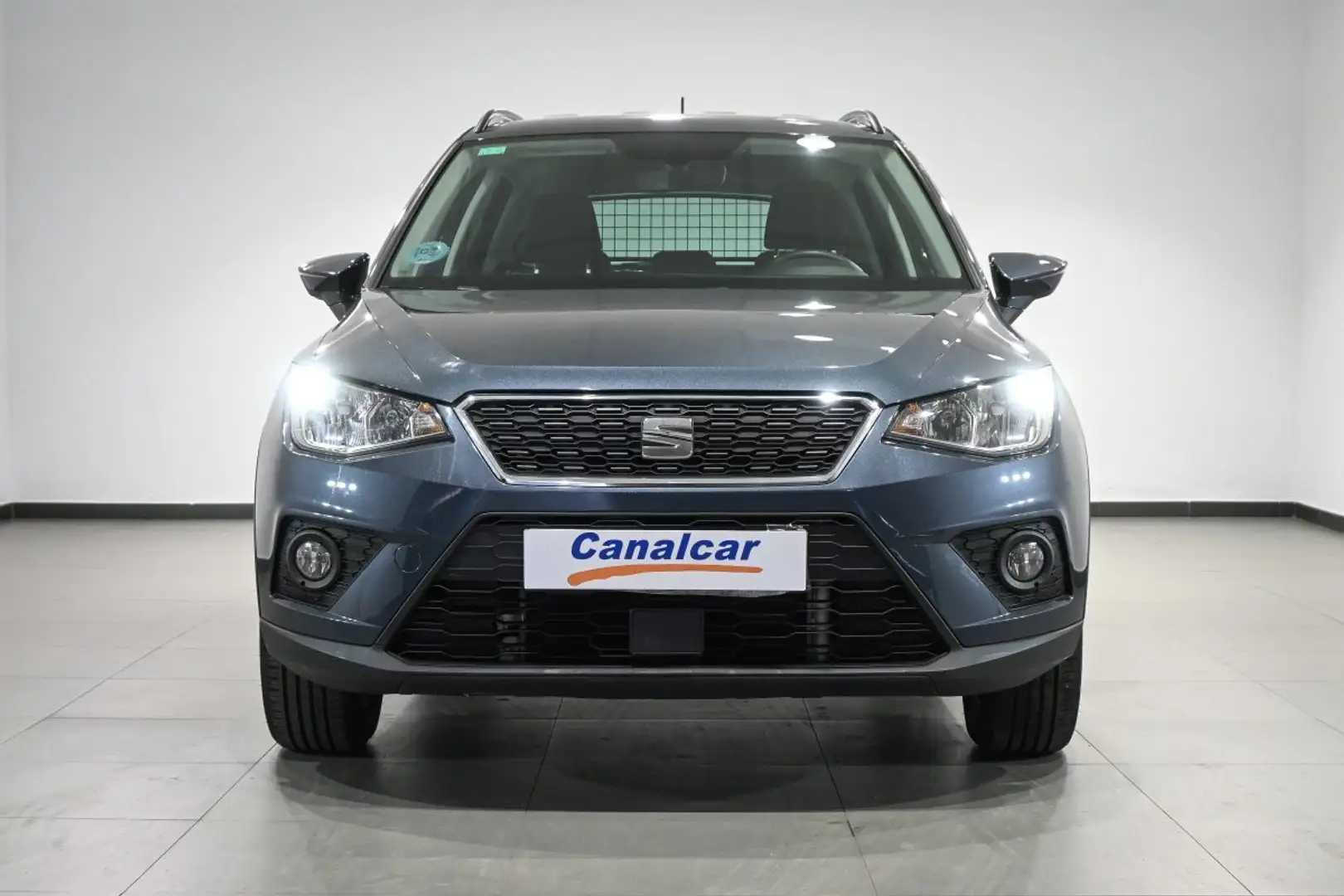 SEAT Arona 1.0 TSI Ecomotive S&S Style DSG7 115 Gris - 2