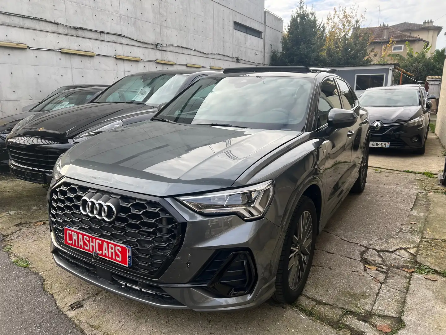 Audi Q3 Q3 Sportback 45 TFSIe 245 ch S tronic 6 S line Gris - 2