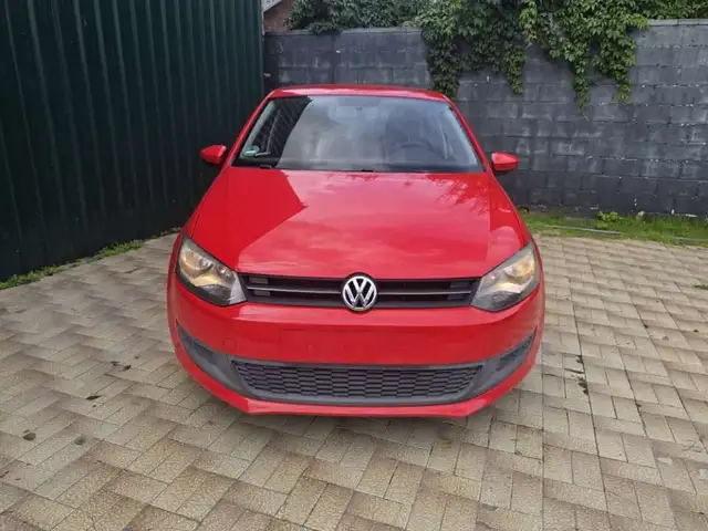 2009 Volkswagen Polo in Red for sale