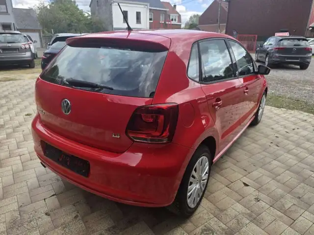 Volkswagen Polo view 4