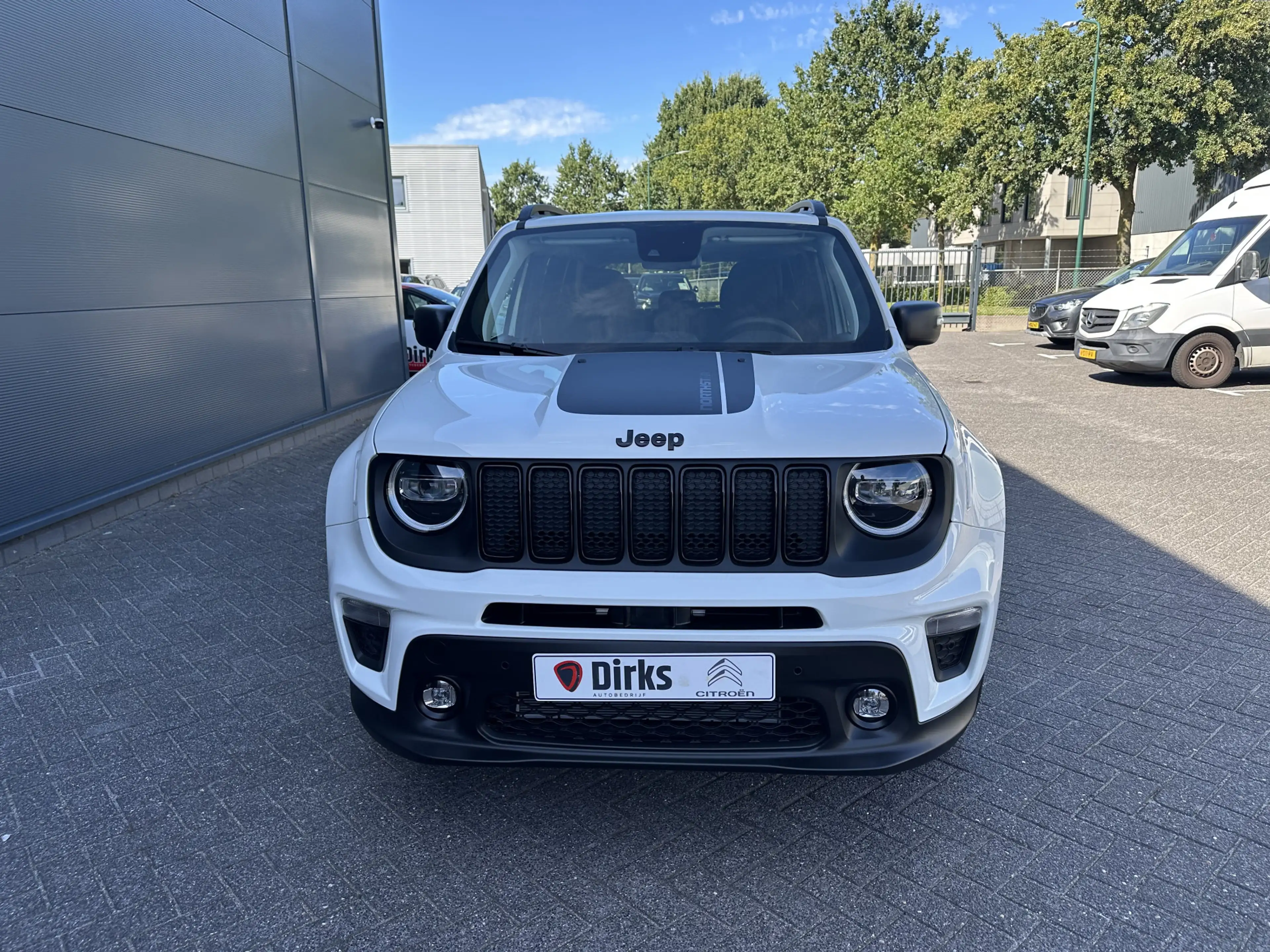Jeep Renegade 4xe 240 Plug-in Hybrid The North Star (Schuif/kant — photo 6