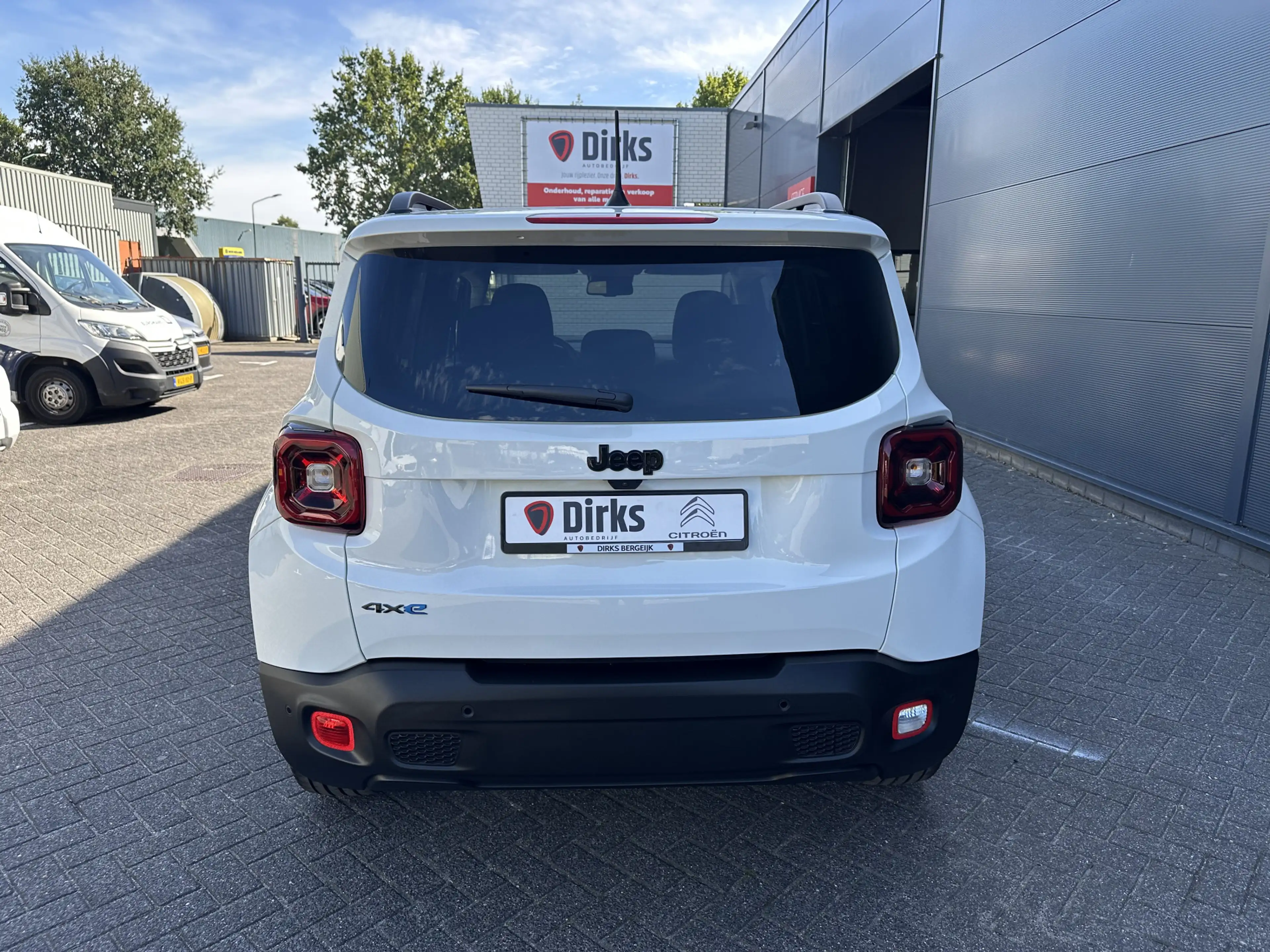 Jeep Renegade 4xe 240 Plug-in Hybrid The North Star (Schuif/kant — photo 7