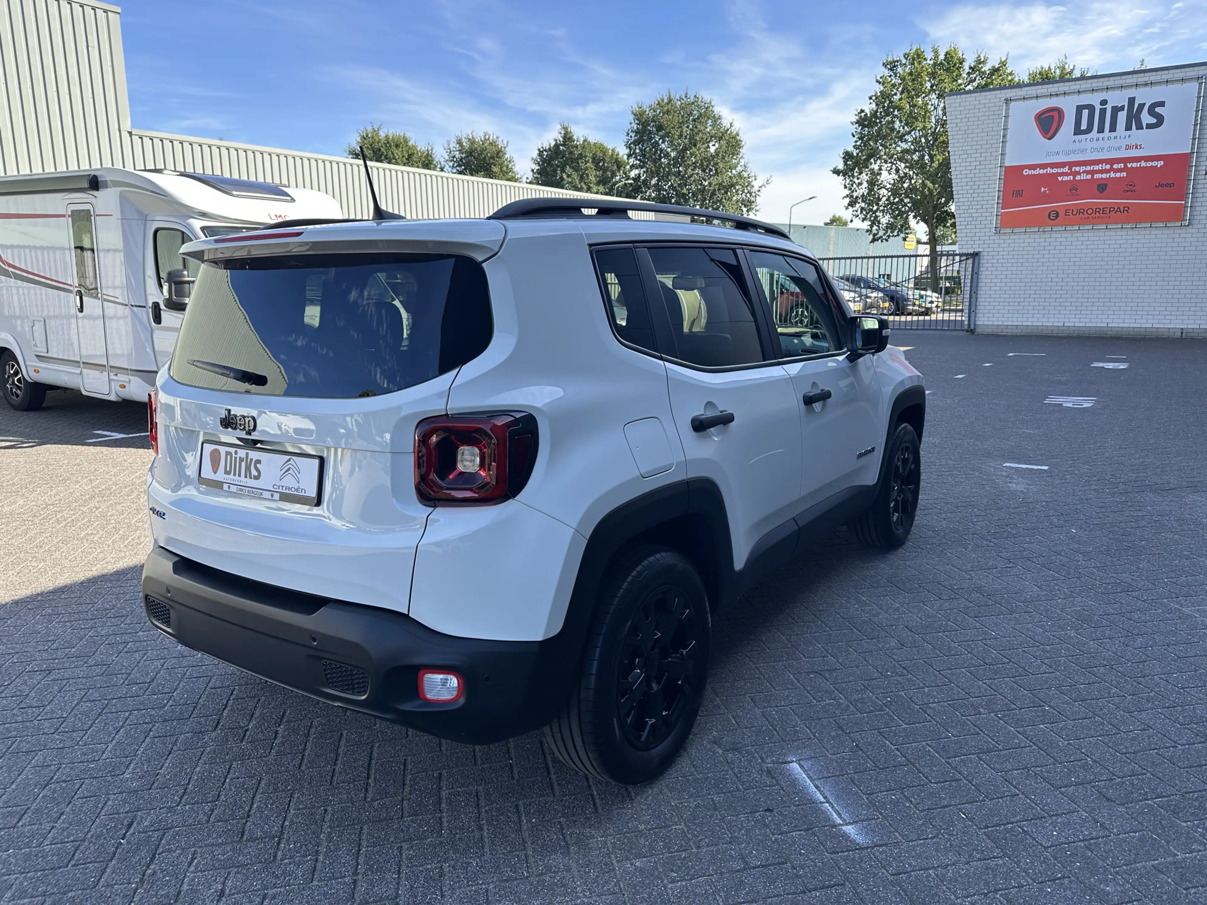 Jeep Renegade 4xe 240 Plug-in Hybrid The North Star (Schuif/kant — photo 4