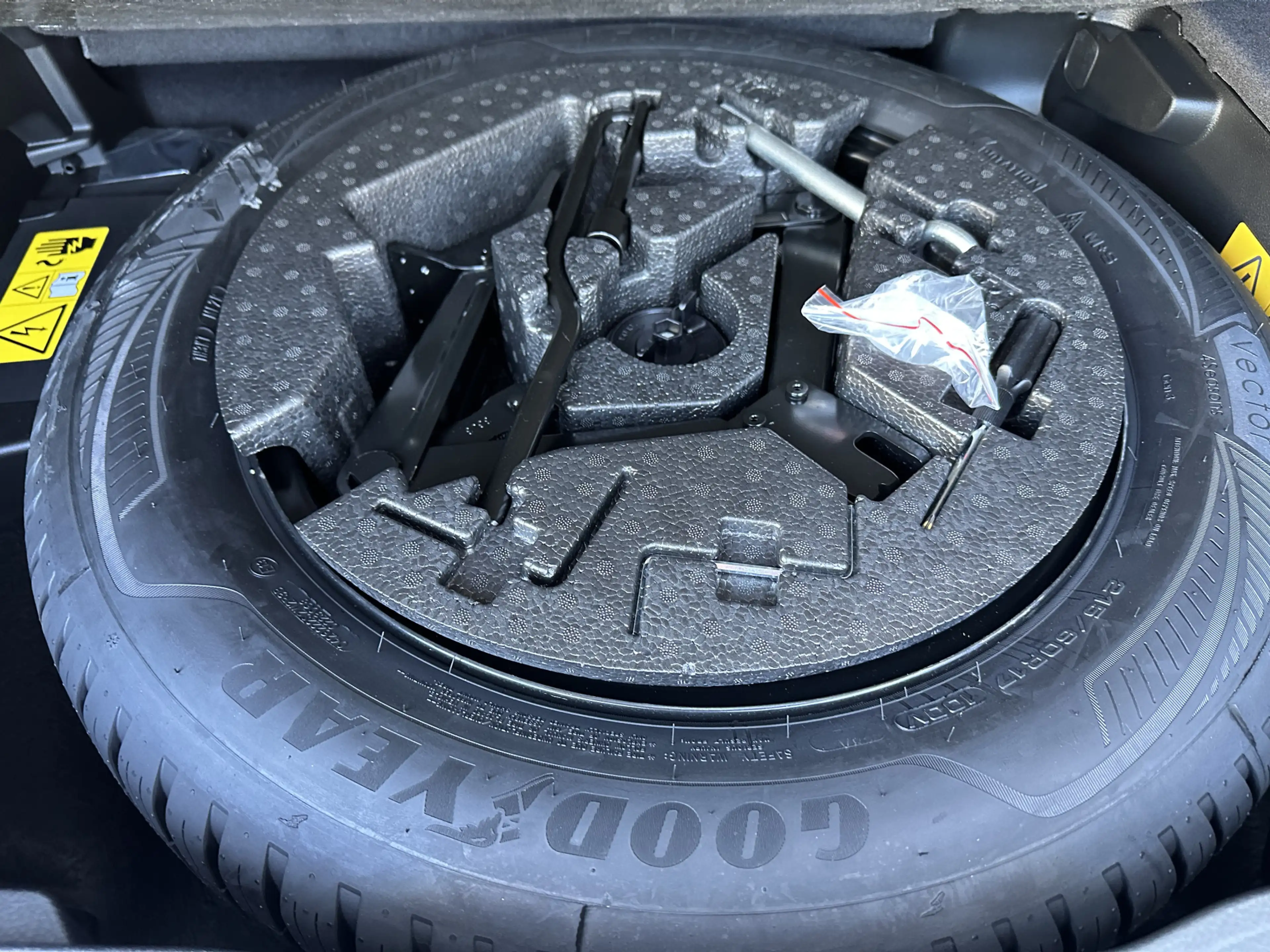 Jeep Renegade 4xe 240 Plug-in Hybrid The North Star (Schuif/kant — photo 31