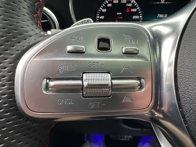 Mercedes-Benz GLC view 14