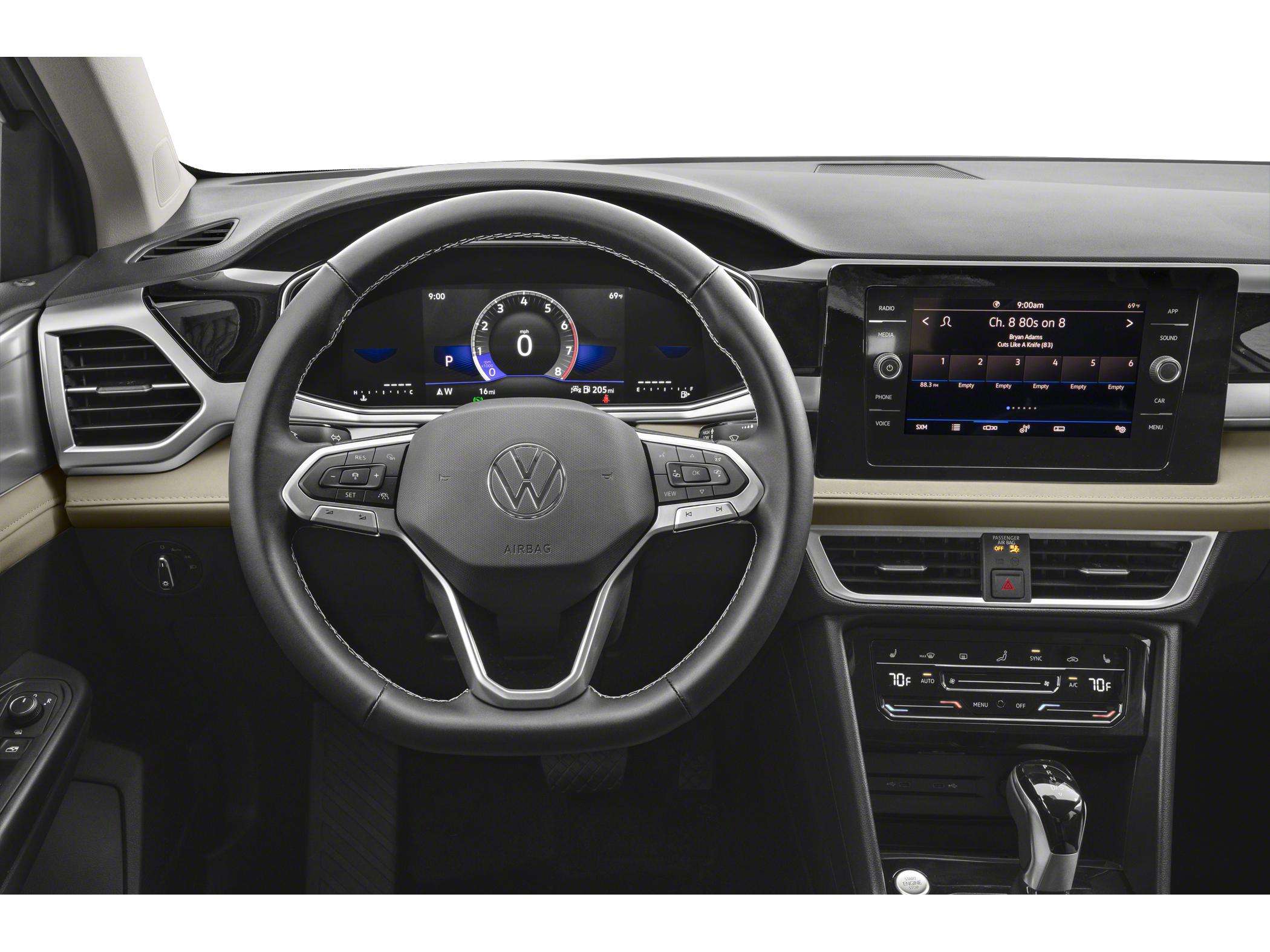 2026 Volkswagen Taos — photo 1