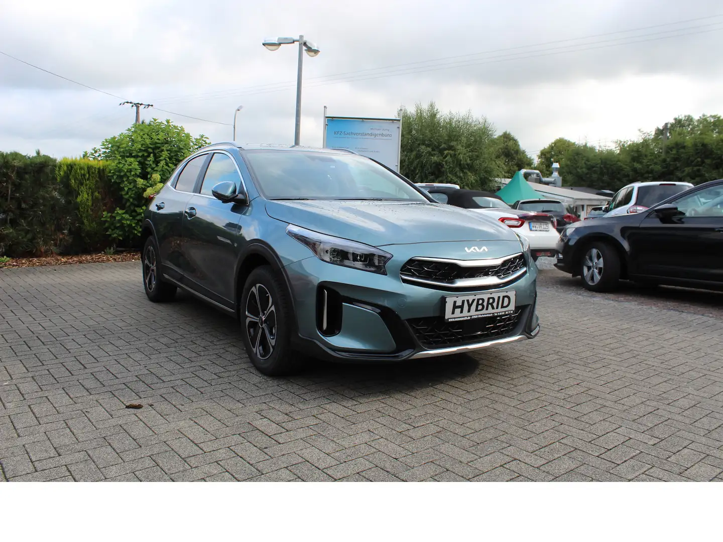 Kia XCeed Plug-in Hybrid NAVI/KAM/SHZ/ACC/LED Šedá - 1