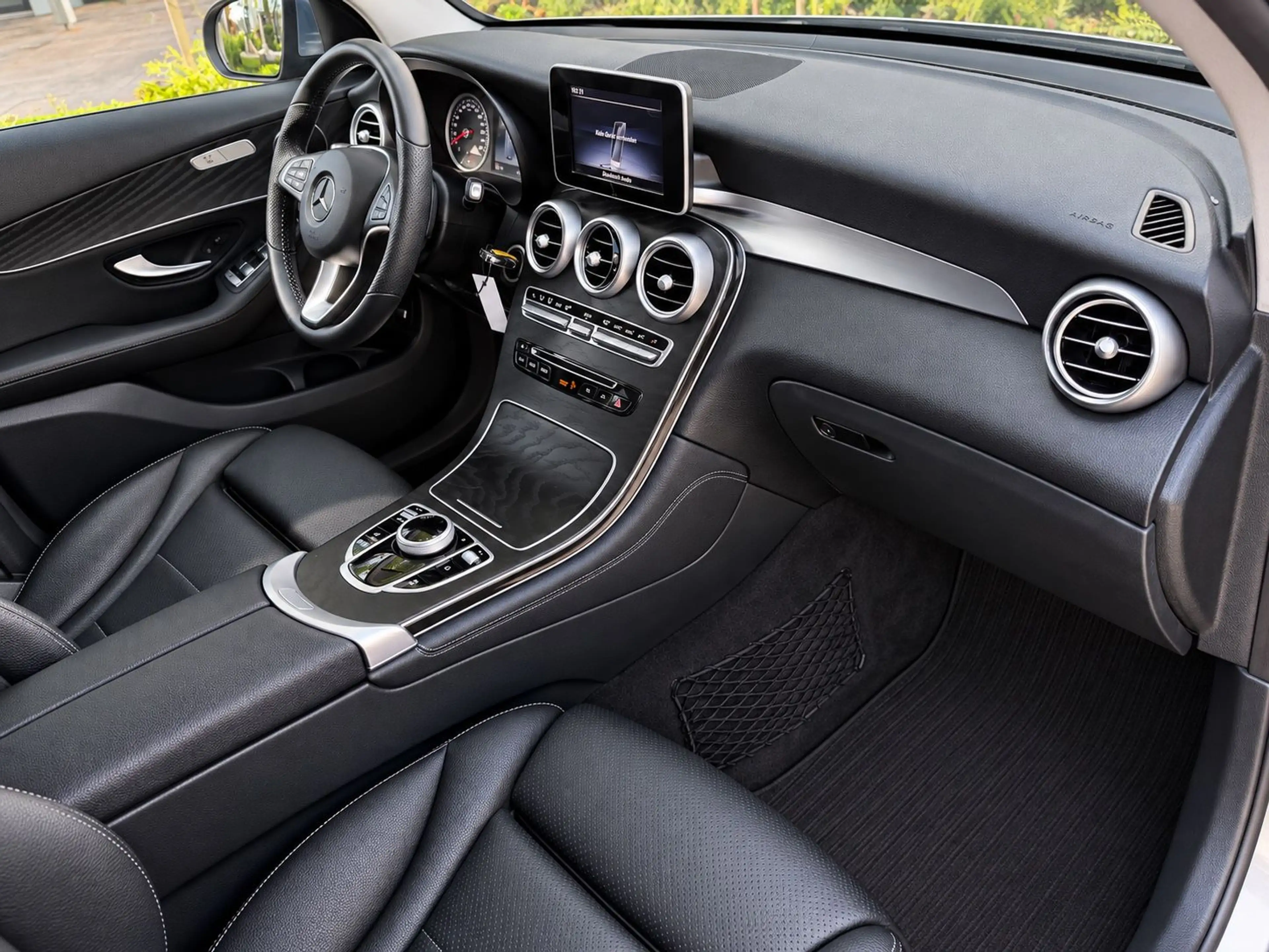 Mercedes-Benz GLC 250 4Matic 1.Hand,LED,Leder,SHZ,360°,AHK — photo 10