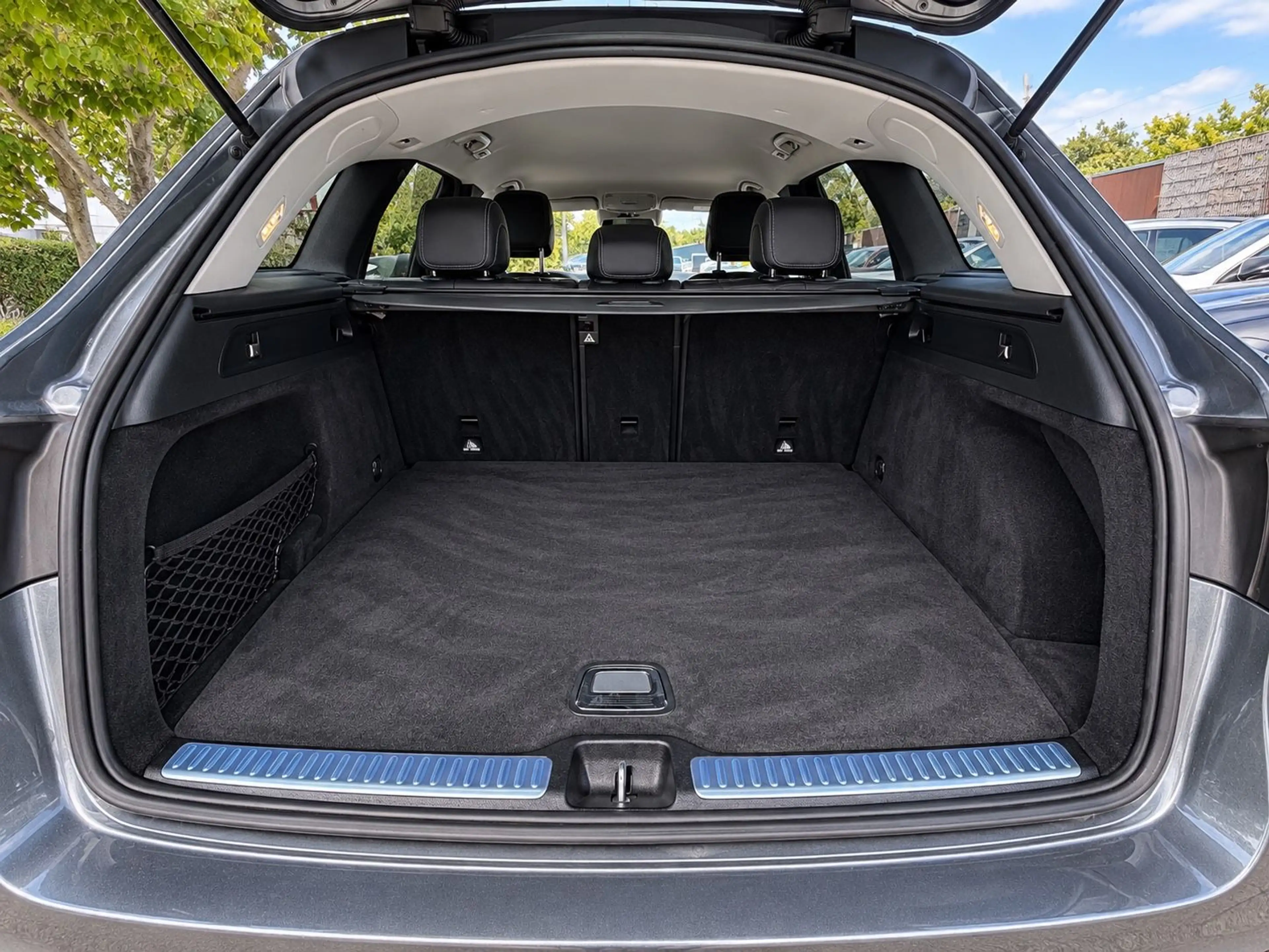 Mercedes-Benz GLC 250 4Matic 1.Hand,LED,Leder,SHZ,360°,AHK — photo 15