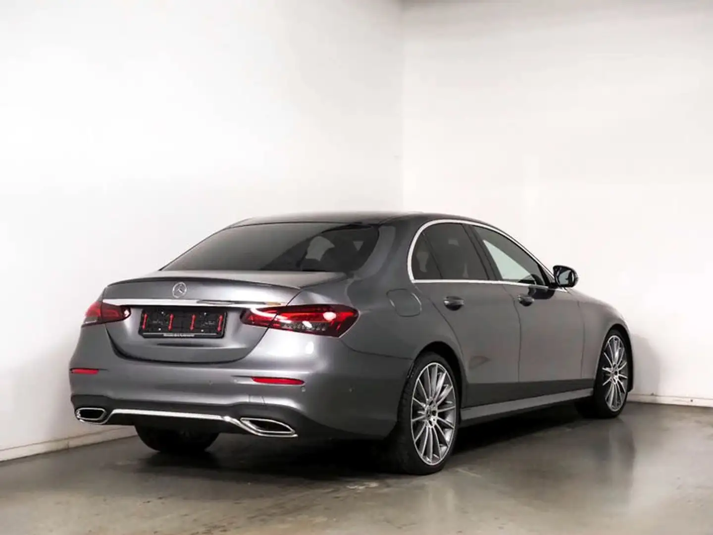 Mercedes-Benz E 220 E 220 d (213.004) Grau - 2