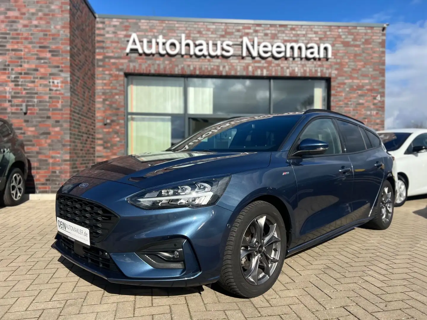 Ford Focus Turnier ST-Line*NAVI*RFK*SHZ*LED* Blau - 1