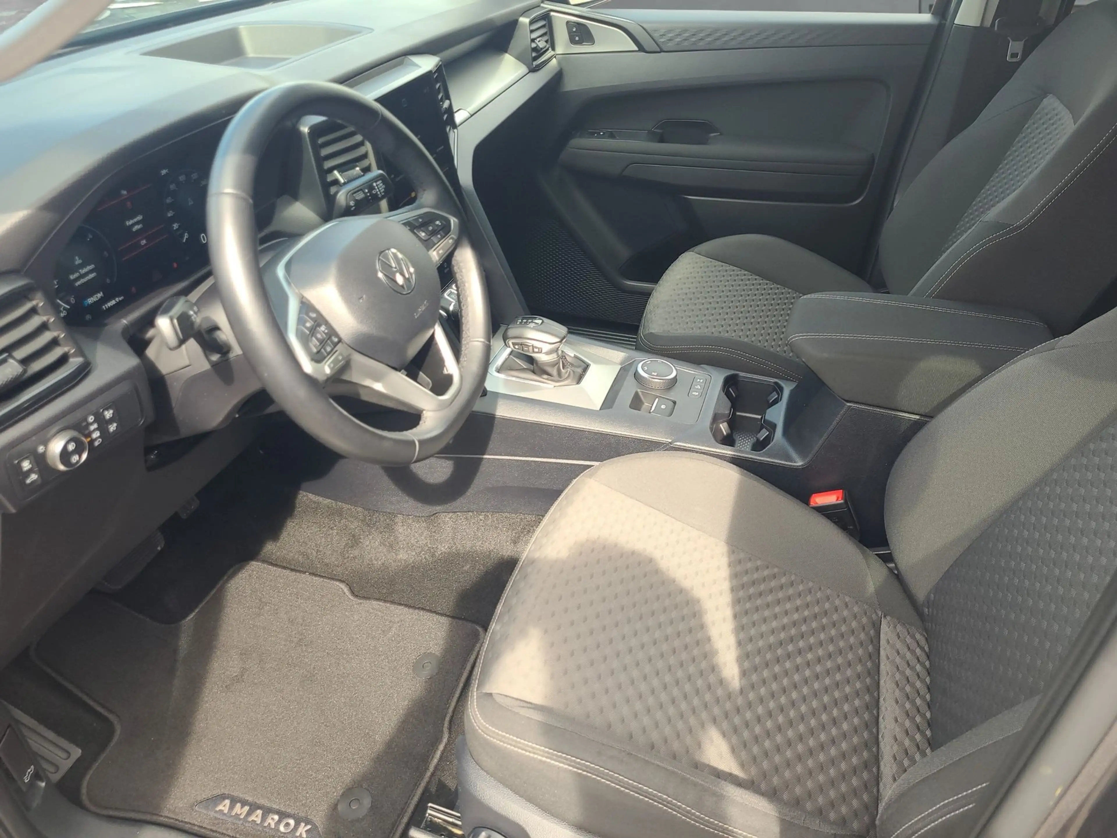 Volkswagen Amarok 2.0 TDI Life 4Motion, Hardtop, Stylingbar — photo 7
