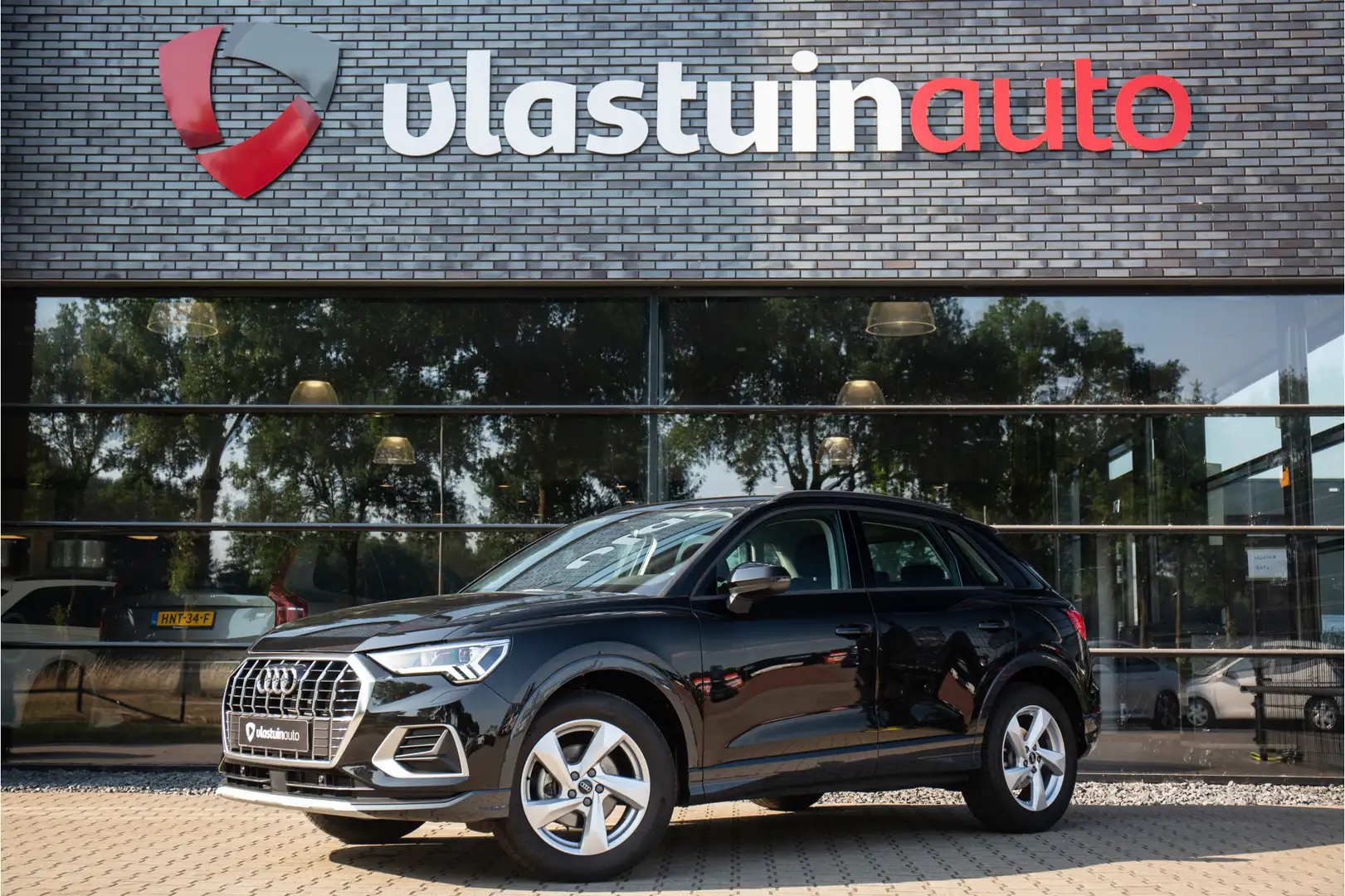 Audi Q3 35 TFSI Advanced edition , Adap. cruise, Trekhaak, Zwart - 1