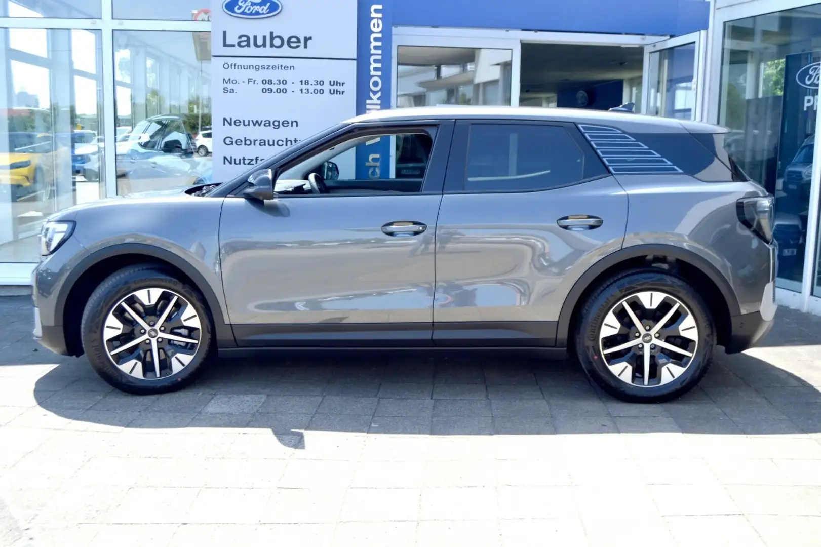 Ford Explorer Explorer 77 kWh ER Assist-Paket Wärmepumpe Navi Grau - 2