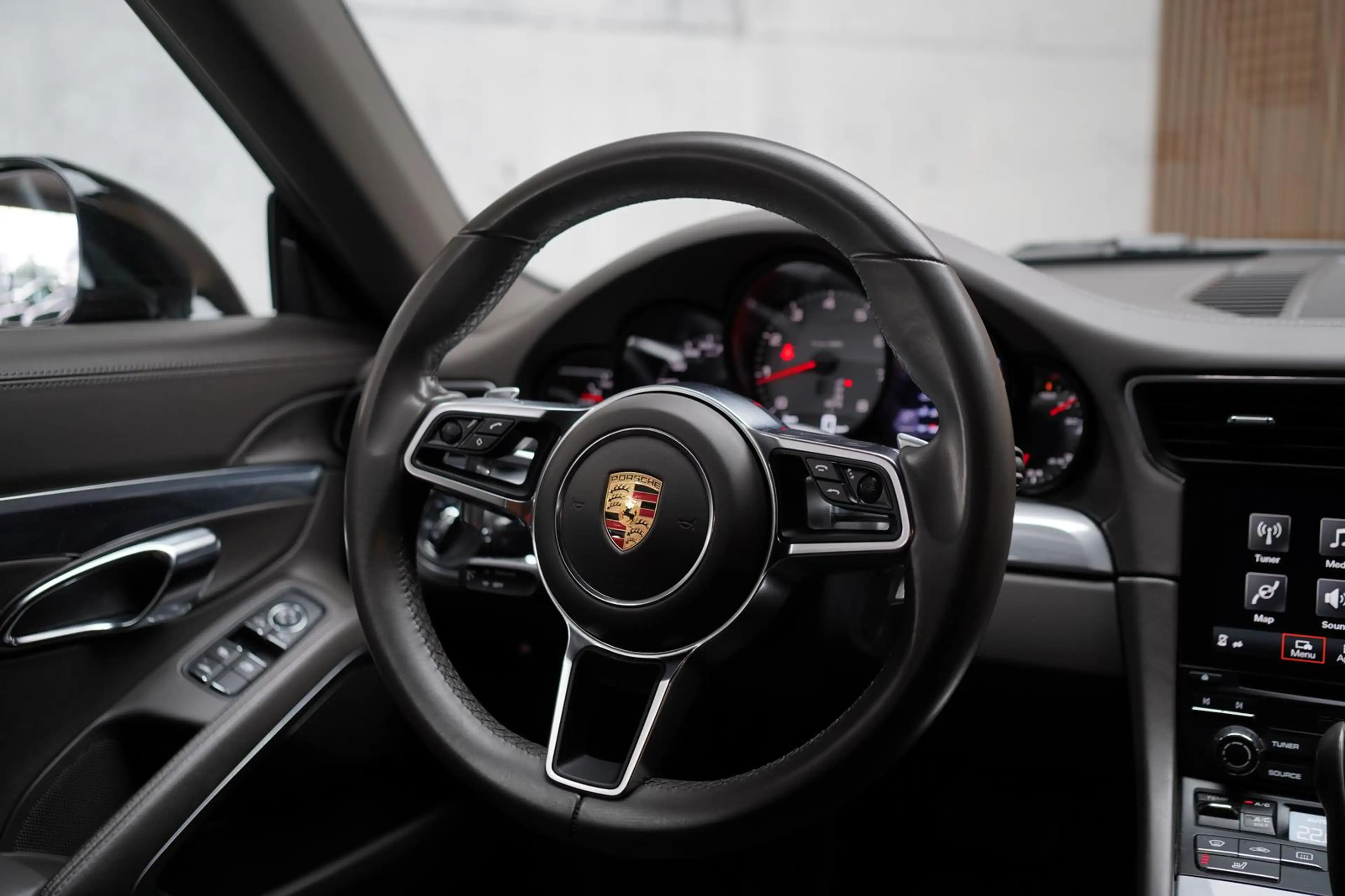 Porsche 911 Carrera S Cabriolet | Approved 08.2028 — photo 9