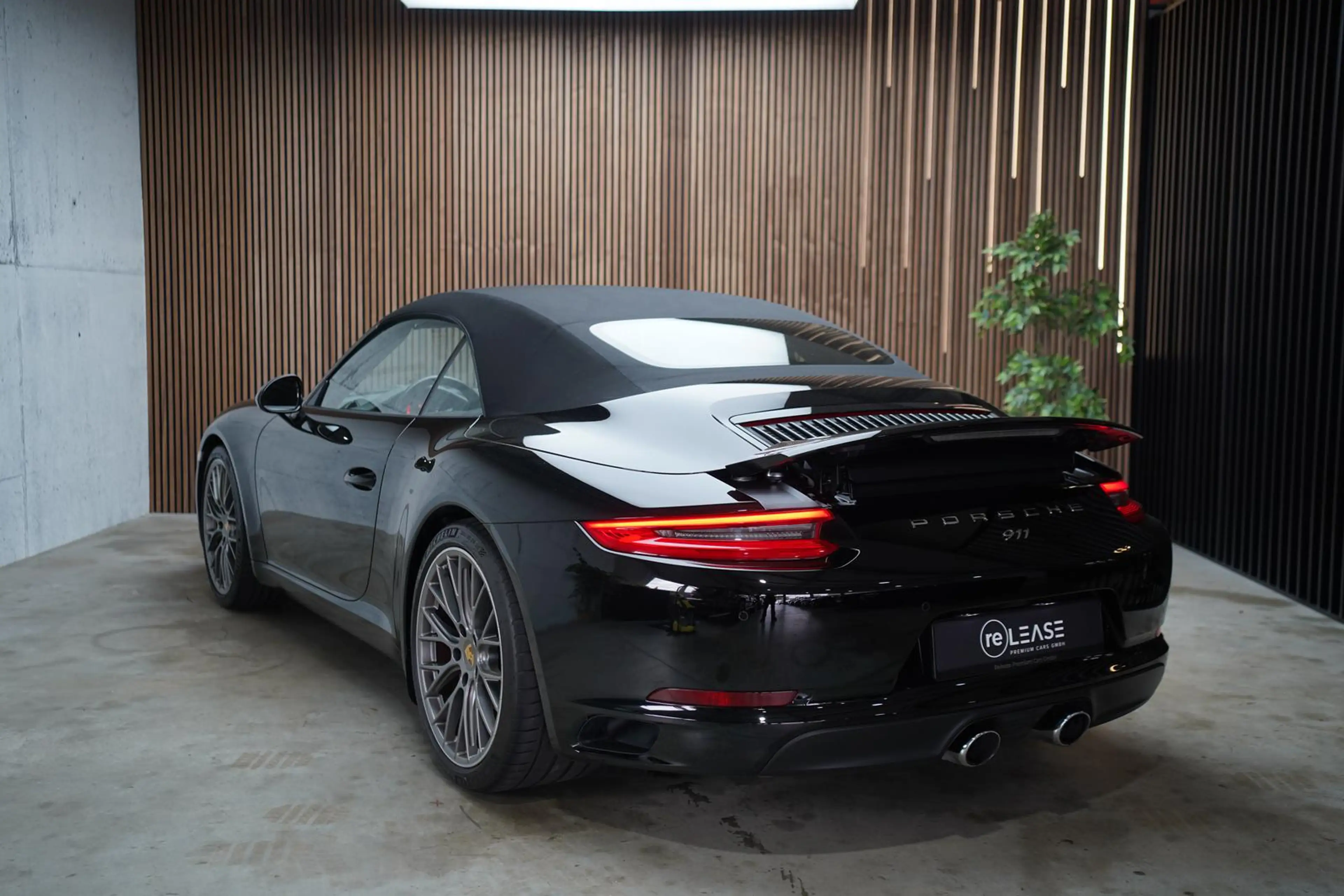 Porsche 911 Carrera S Cabriolet | Approved 08.2028 — photo 5